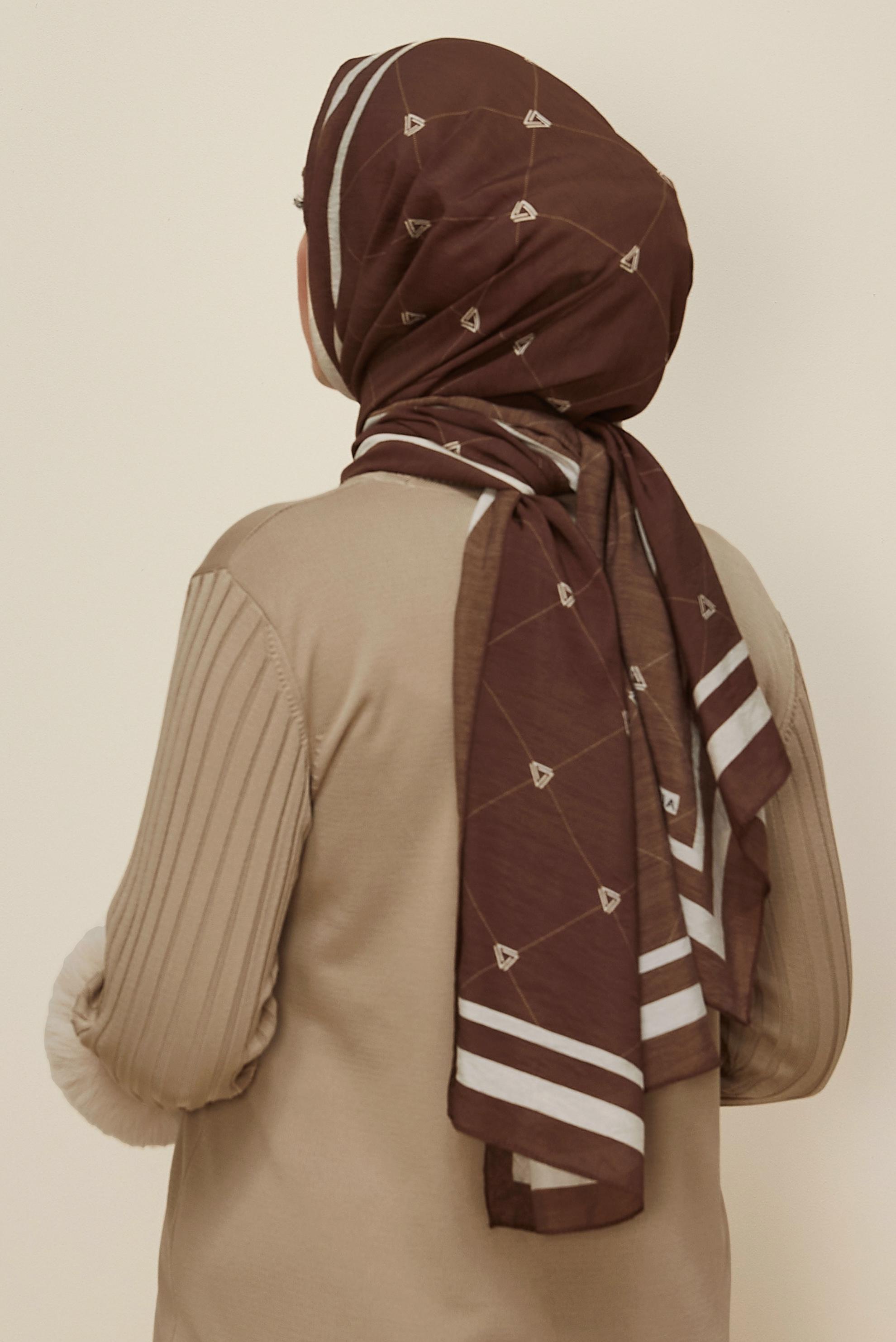 Vêtements hijab BRUN CHÂLE ALVINA EN VISCOSE 8608