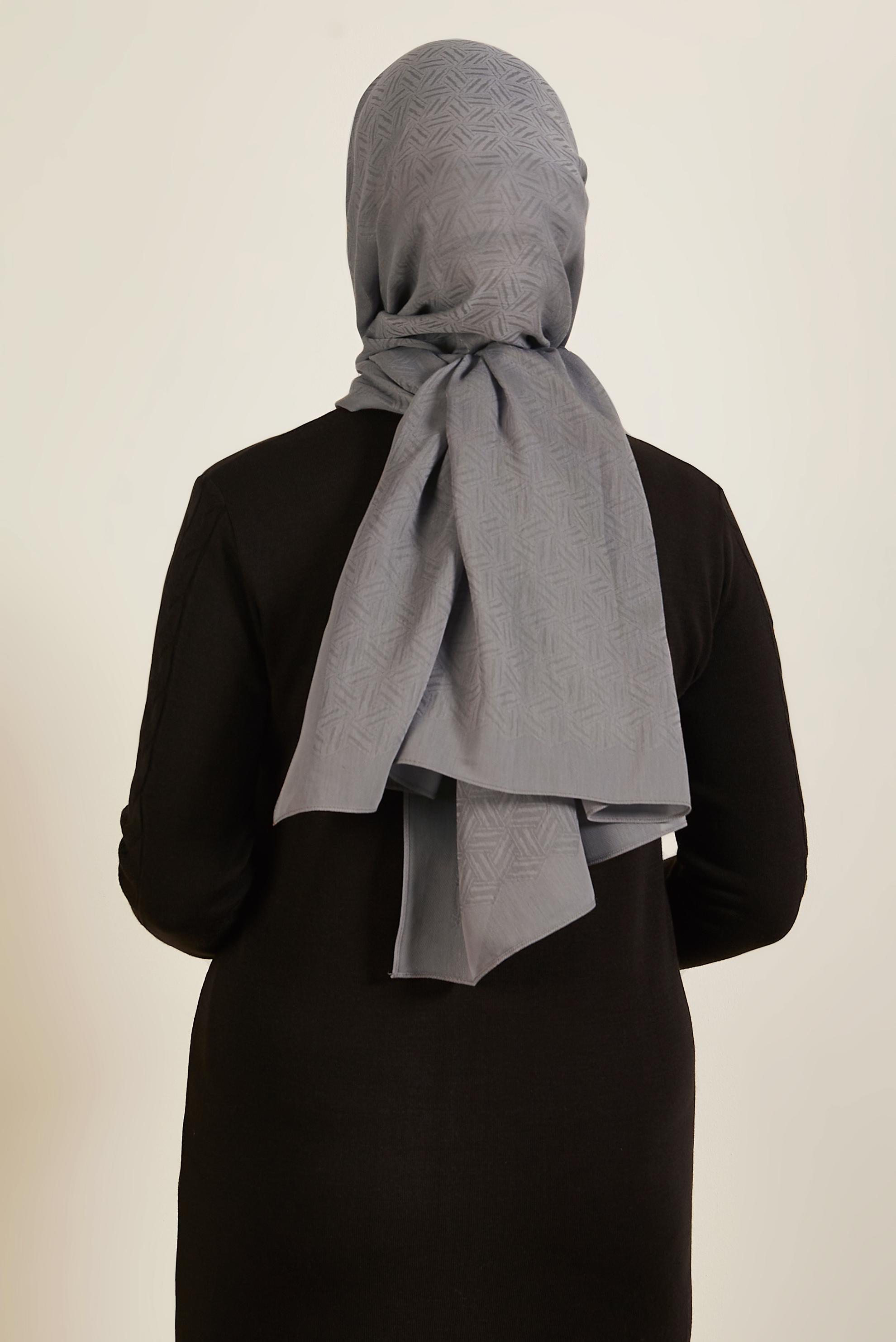 Tesettür giyim GRİ ALVİNA VELLURE ŞAL 8613