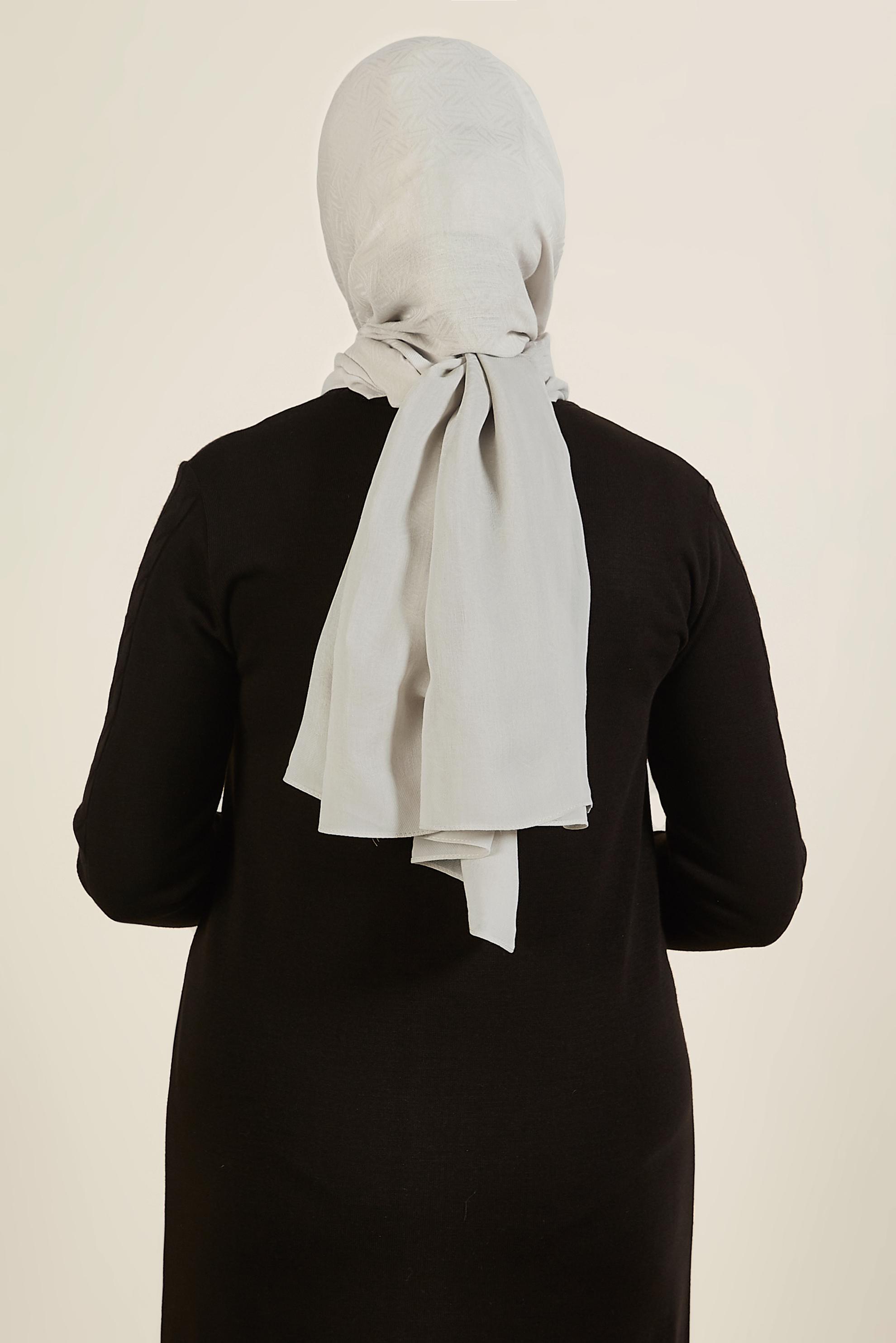 Tesettür giyim BEJ ALVİNA VELLURE ŞAL 8613