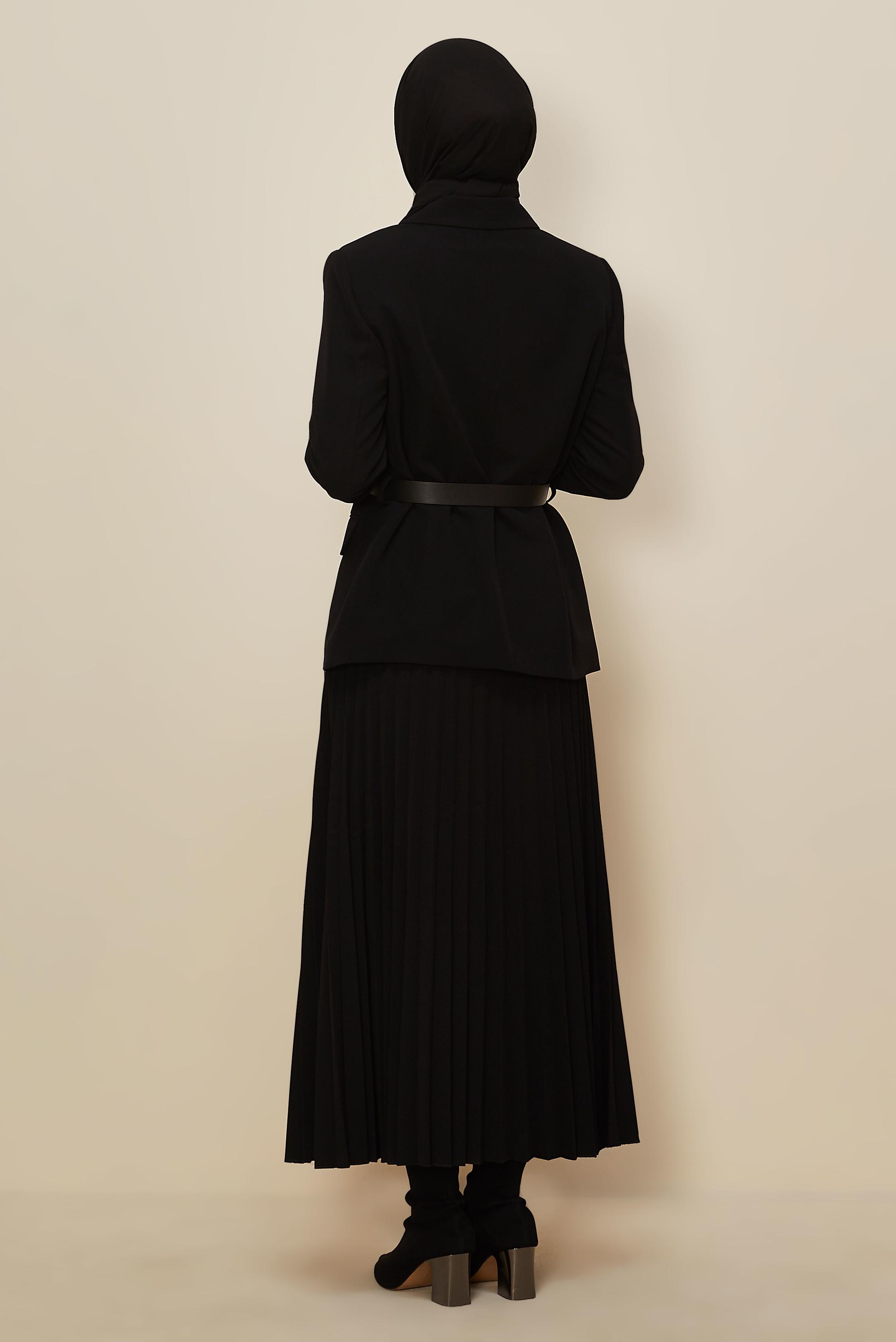 Tesettür giyim SİYAH KEMERLİ ETEKLİ TAKIM 30542