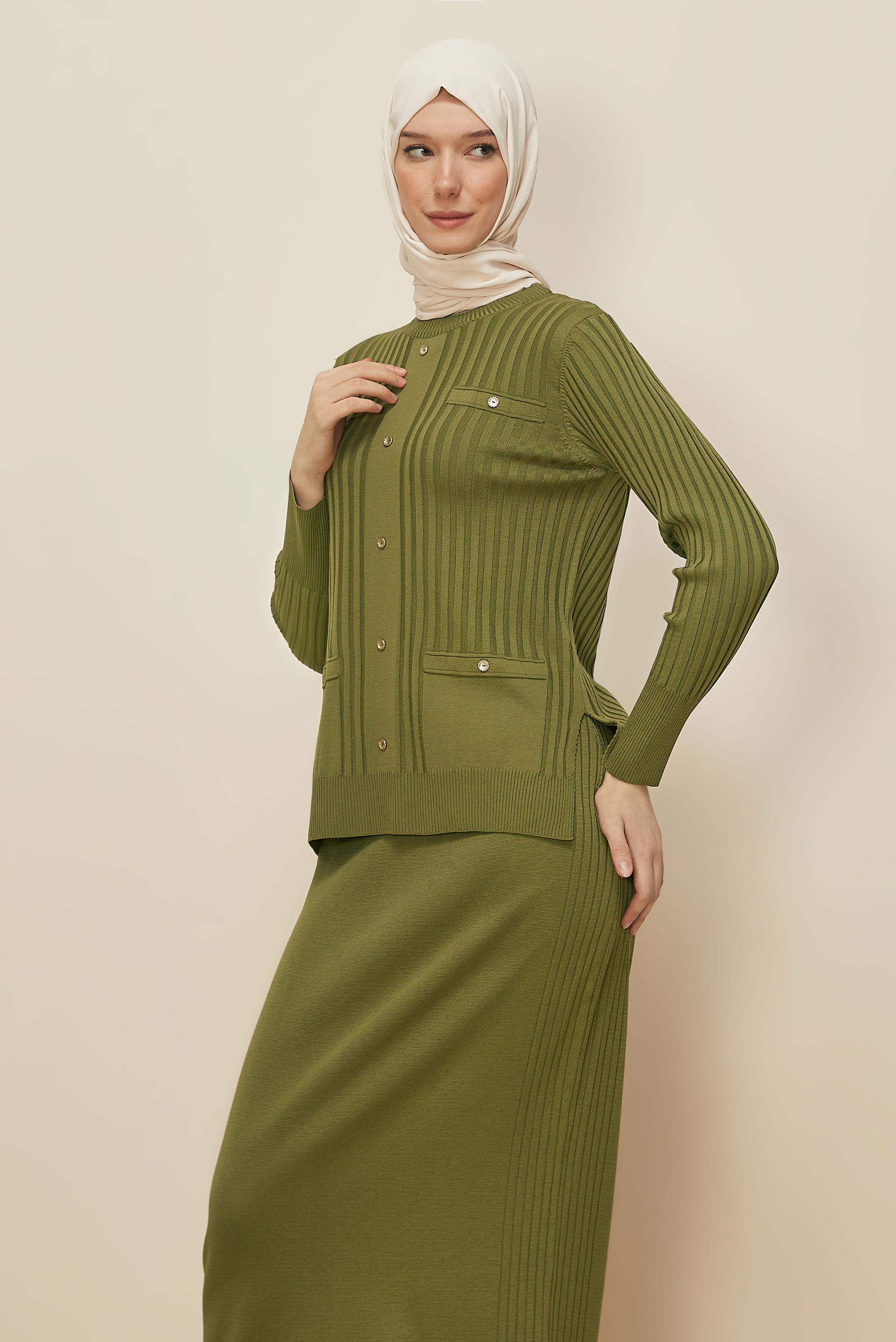 Hijab clothing GREEN KNITWEAR SKIRT SUIT 45870