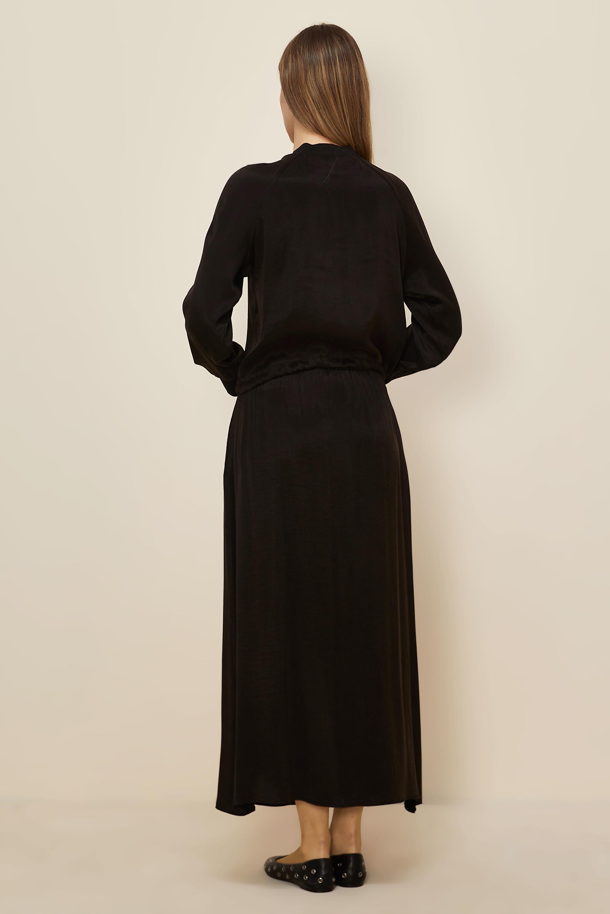 Tesettür giyim SİYAH BÜZGÜ DETAYLI ETEKLİ TAKIM 45939