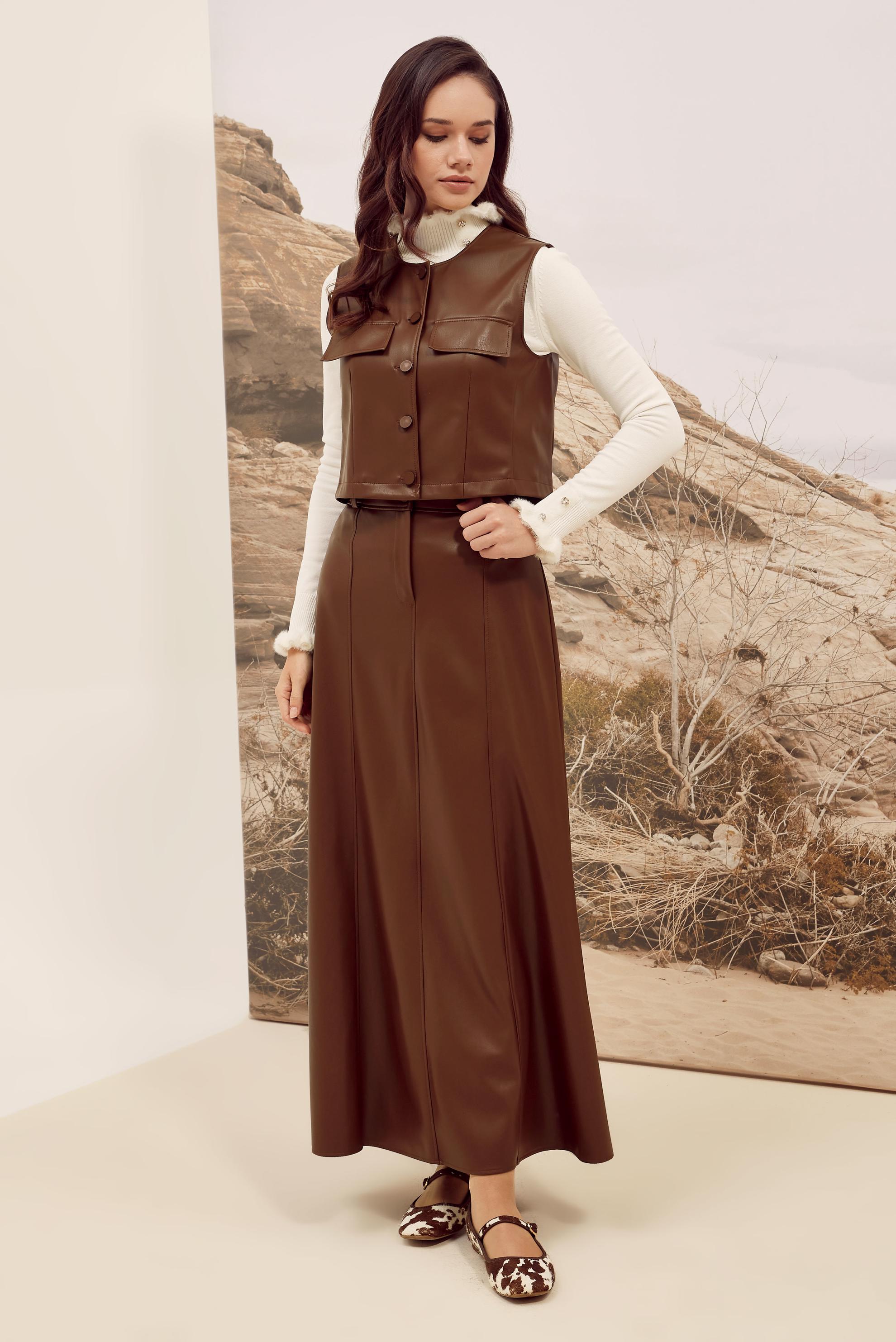 Vêtements hijab TABA ENSEMBLE JUPE DEUX PIÈCES EN SIMILICUIR 46033