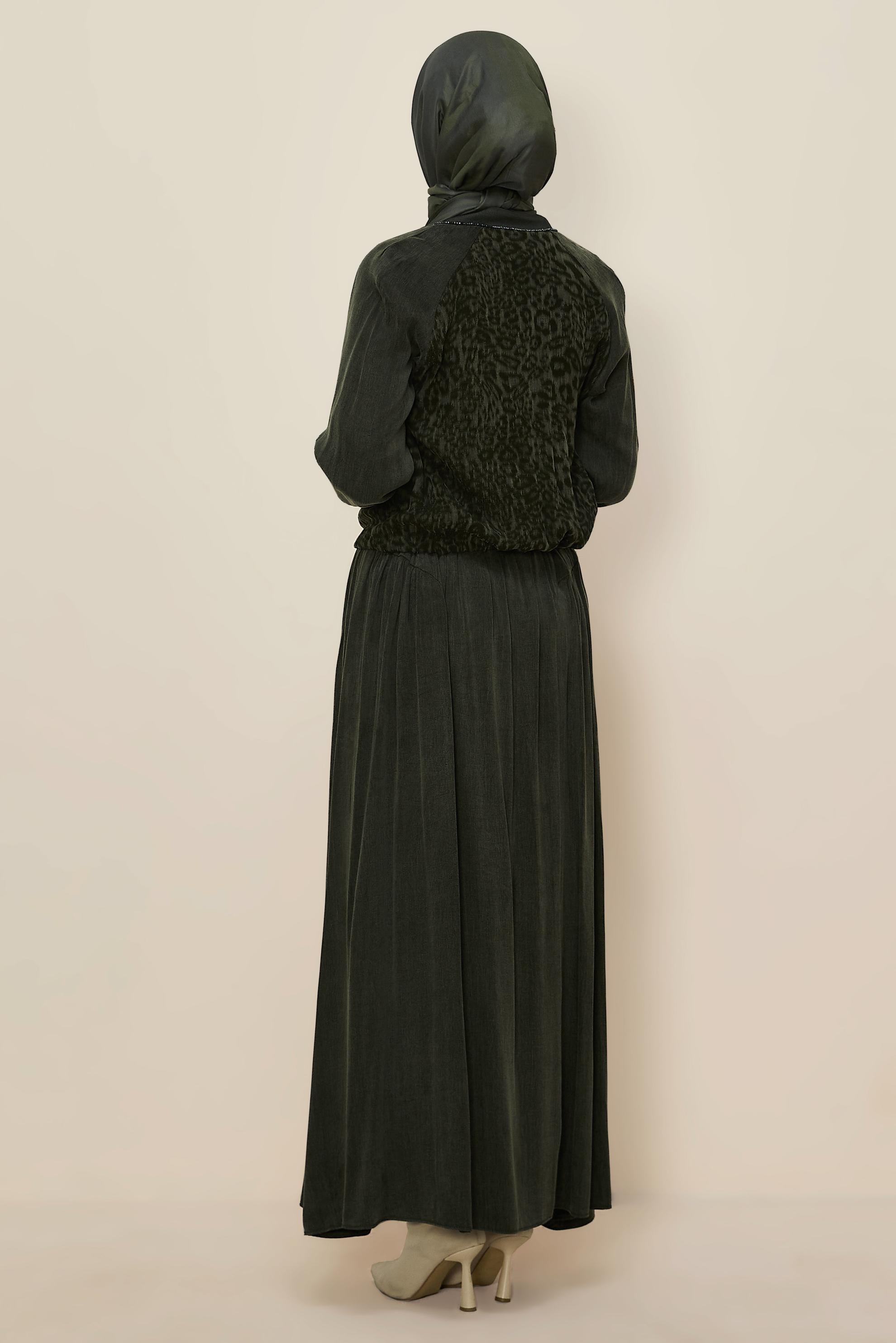 Tesettür giyim HAKİ ETEKLİ LEOPAR DESENLİ TAKIM 46187