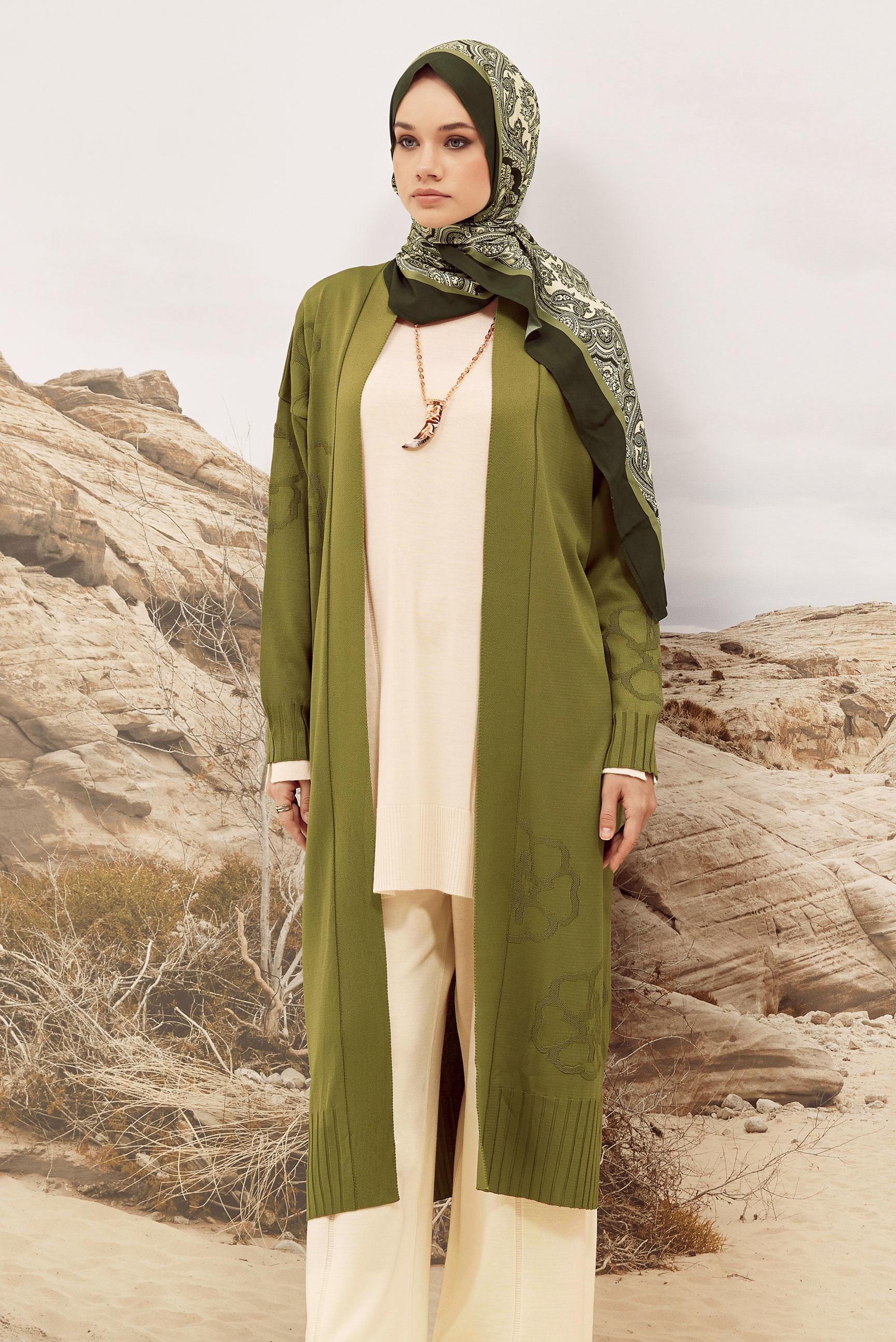 Hijab clothing BEIGE KNITWEAR PANTSUIT 45825