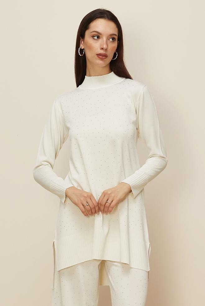 Tesettür giyim BEYAZ PANTOLONLU TAŞ BASKILI TRİKO TAKIM 45863 - ALVİNA