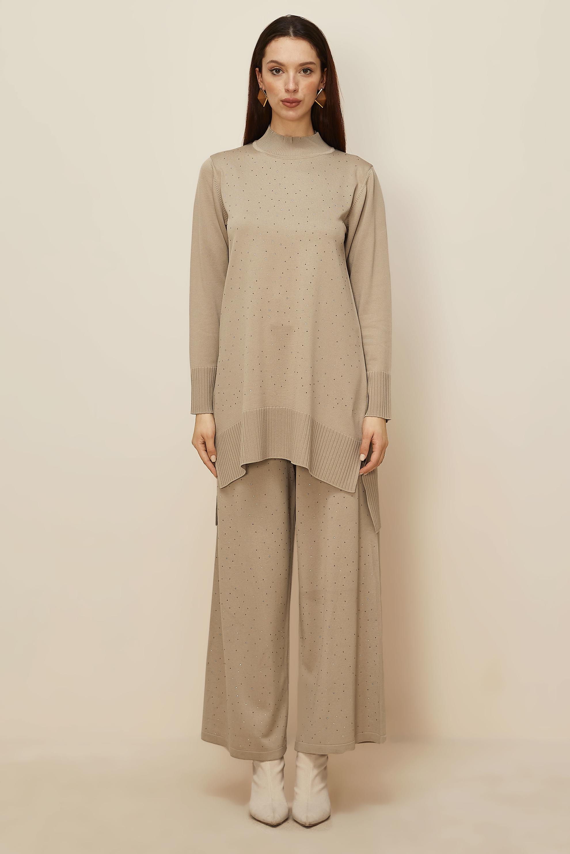 Tesettür giyim BEJ PANTOLONLU TAŞ BASKILI TRİKO TAKIM 45863