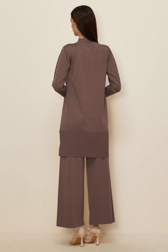 Tesettür giyim KAHVE PANTOLONLU TAŞ BASKILI TRİKO TAKIM 45863 - ALVİNA