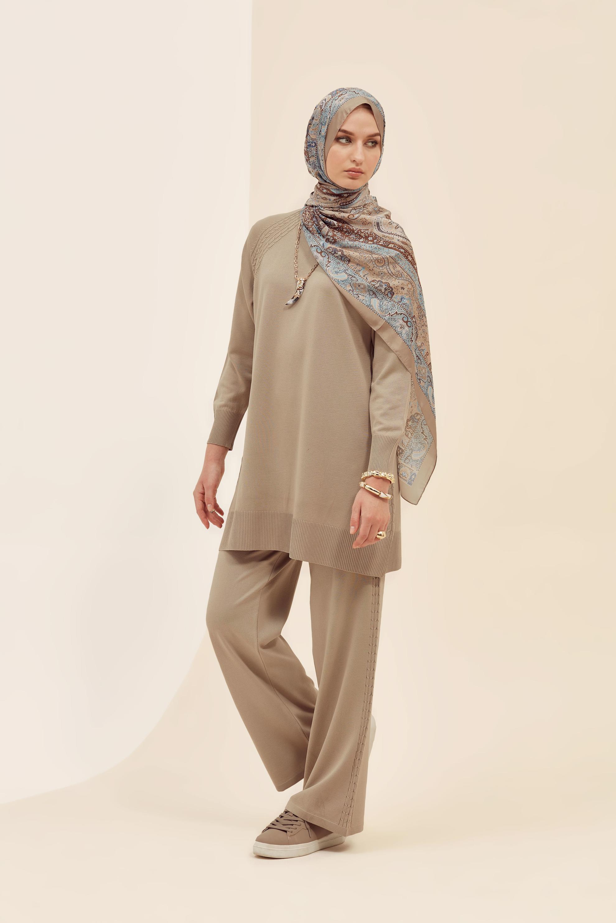 Vêtements hijab BEIGE ENSEMBLE PANTALON EN MAILLE 45866