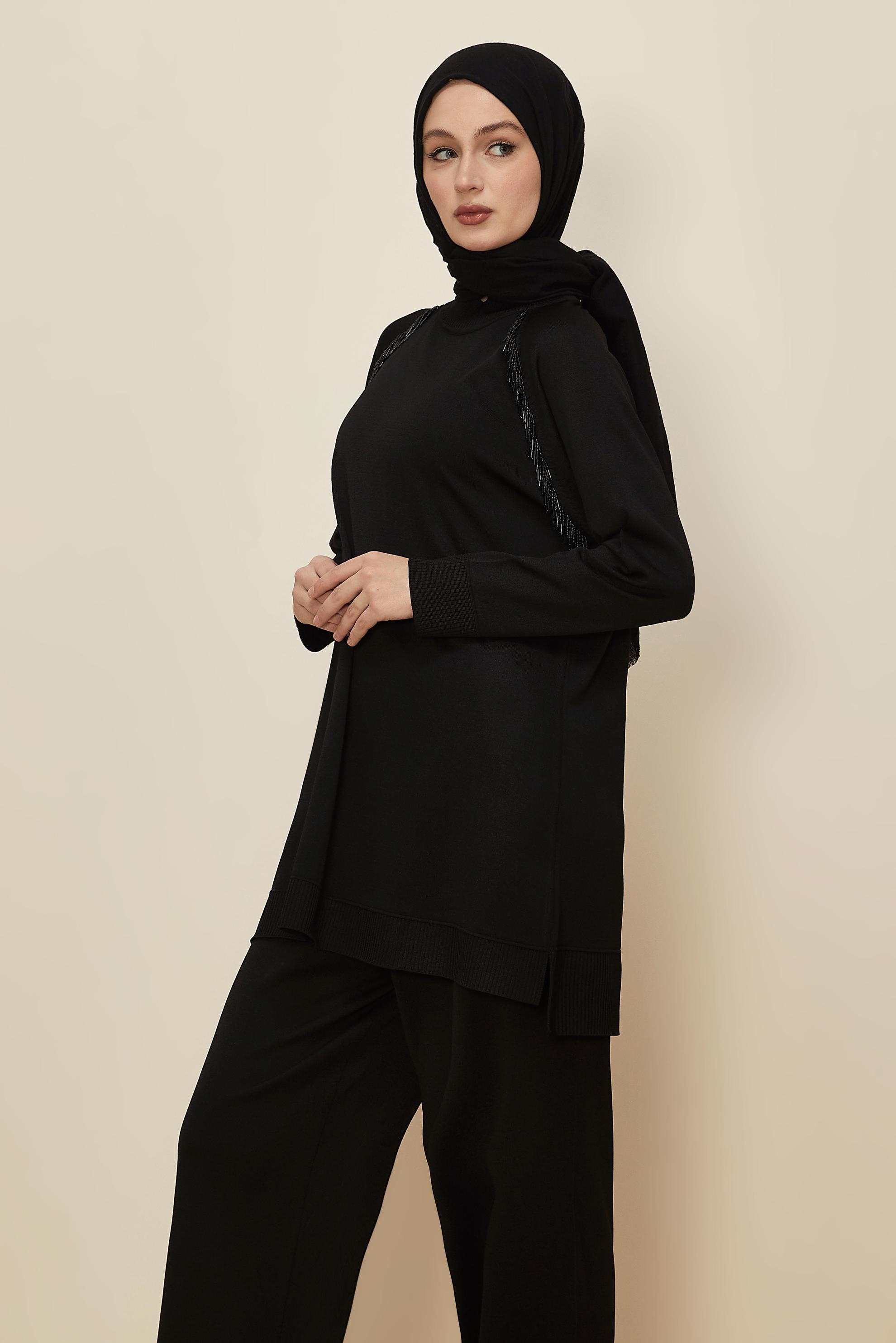Tesettür giyim SİYAH BONCUK DETAYLI PANTOLONLU TRİKO TAKIM 45873