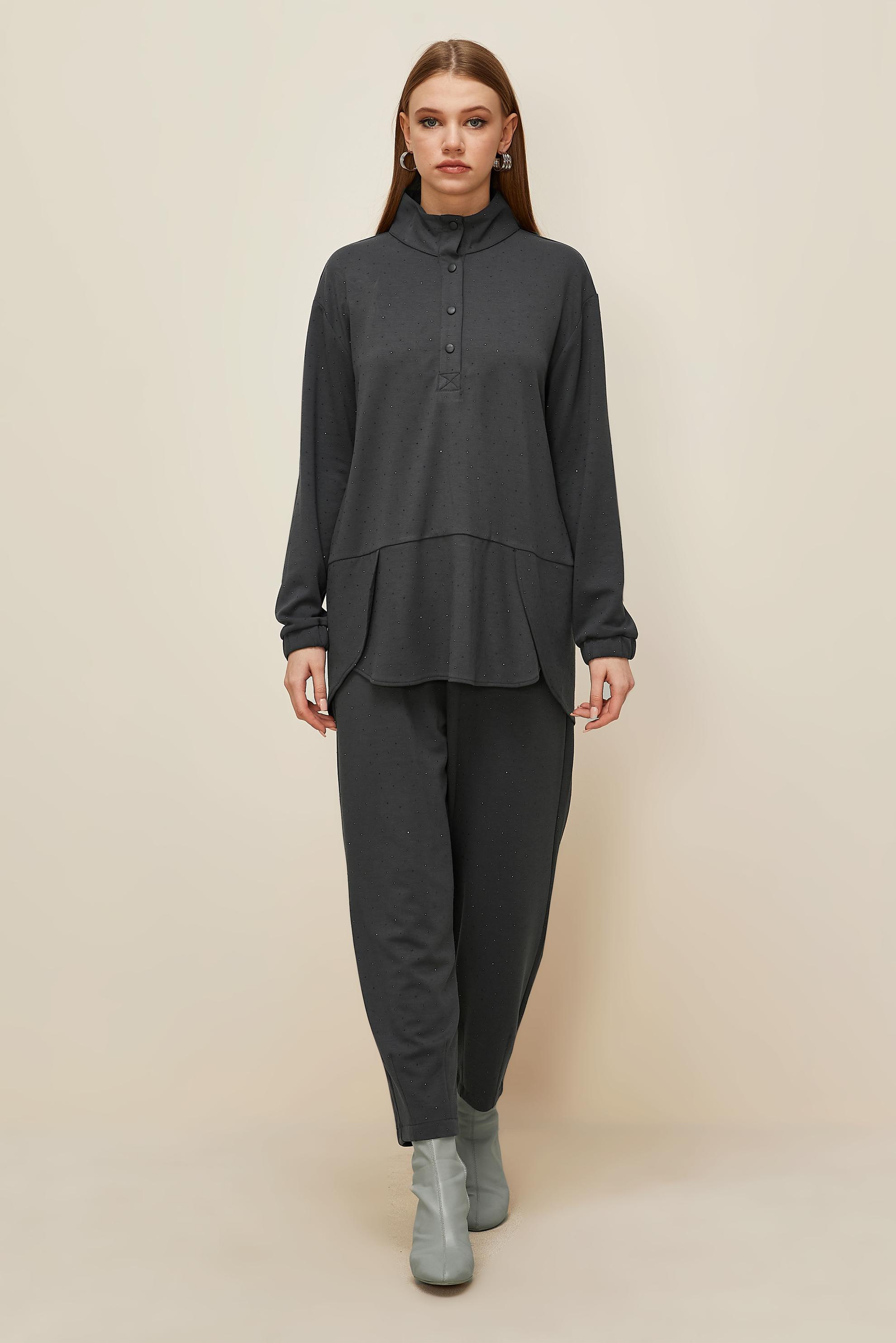 Tesettür giyim GRİ TAŞLI PANTOLONLU EŞOFMAN TAKIMI 46019