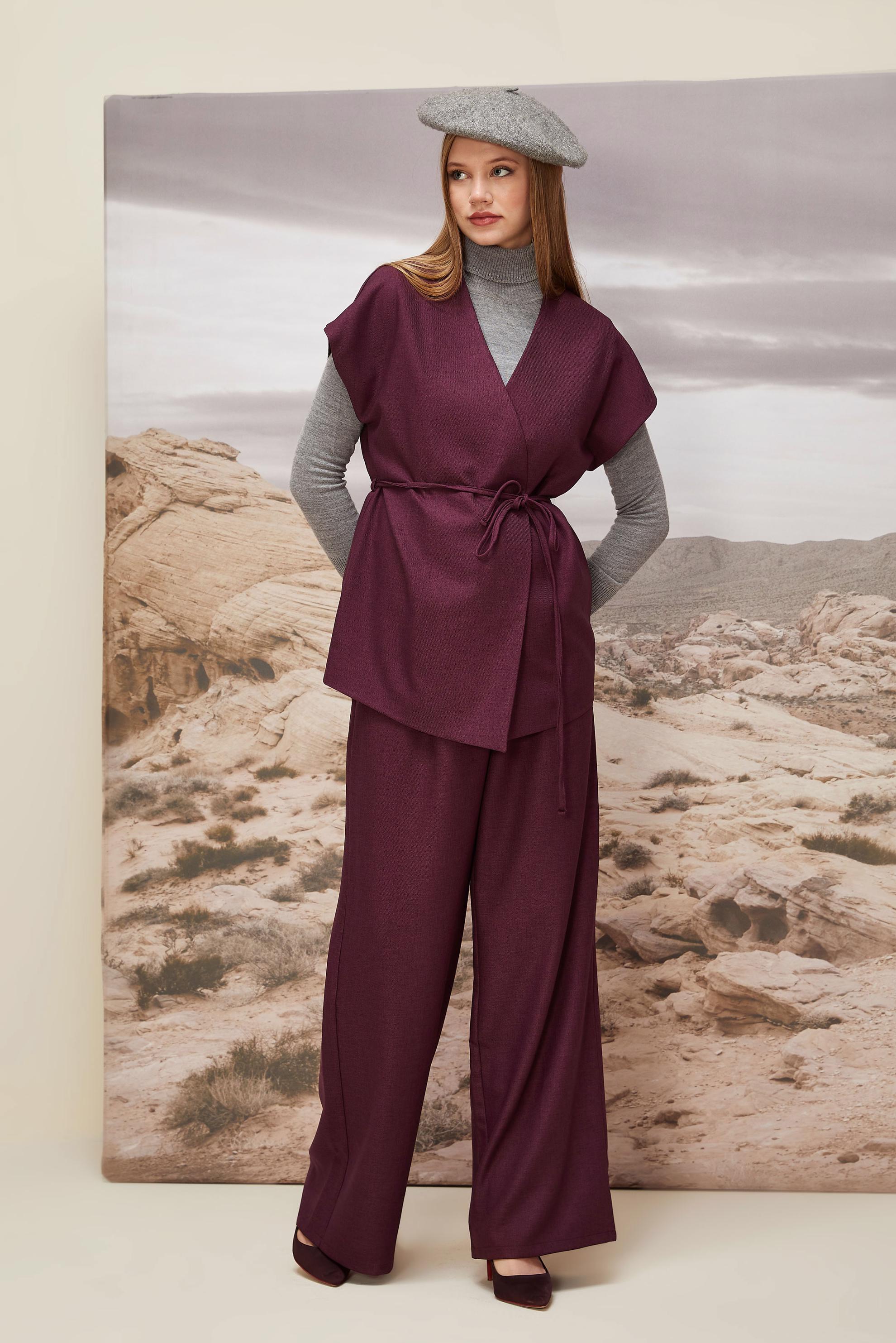 Vêtements hijab PRUNE TAILLEUR PANTALON CEINTURÉ 46020