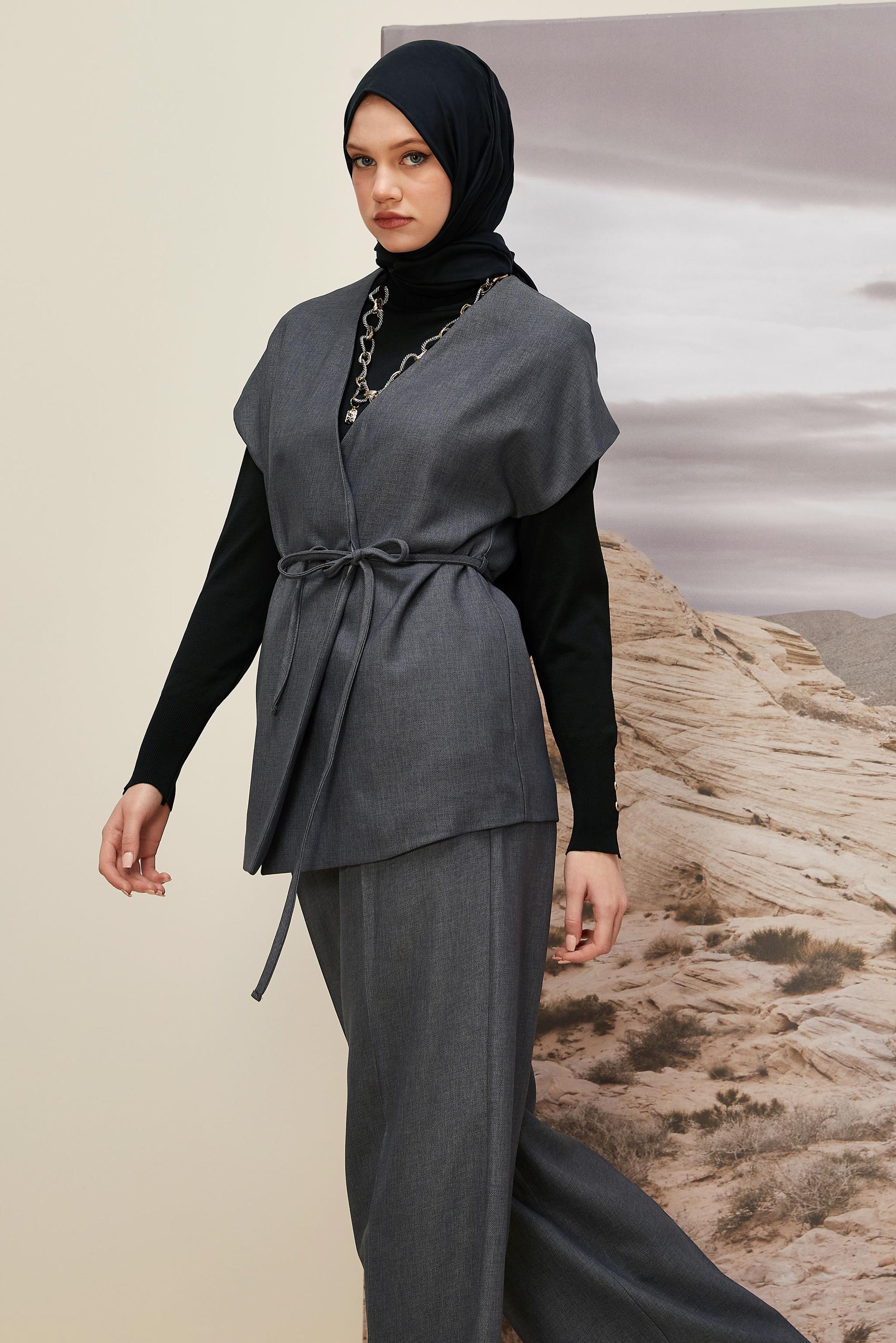 Hijab clothing GREY BELTED PANTSUIT 46020