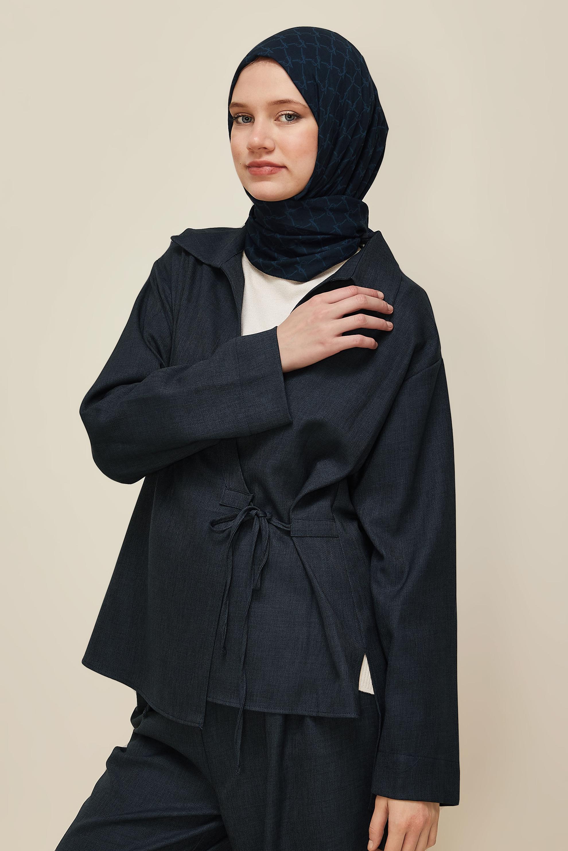 Tesettür giyim LACİVERT BAĞLAMA DETAYLI PANTOLONLU TAKIM 46045