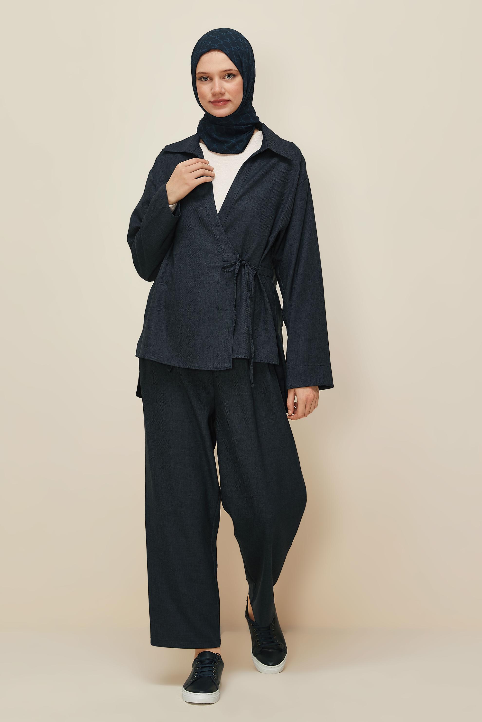Tesettür giyim LACİVERT BAĞLAMA DETAYLI PANTOLONLU TAKIM 46045