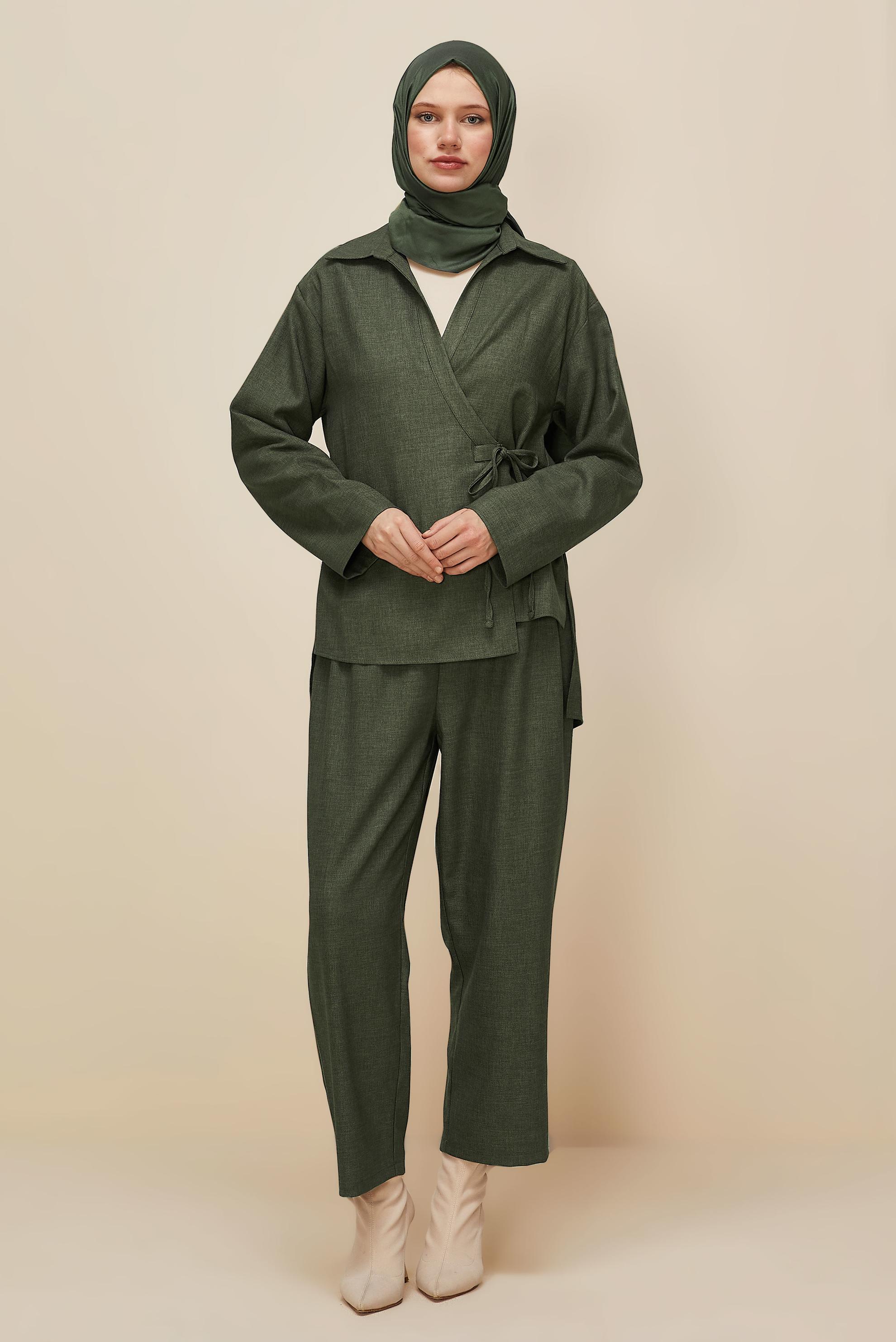 Tesettür giyim HAKİ BAĞLAMA DETAYLI PANTOLONLU TAKIM 46045