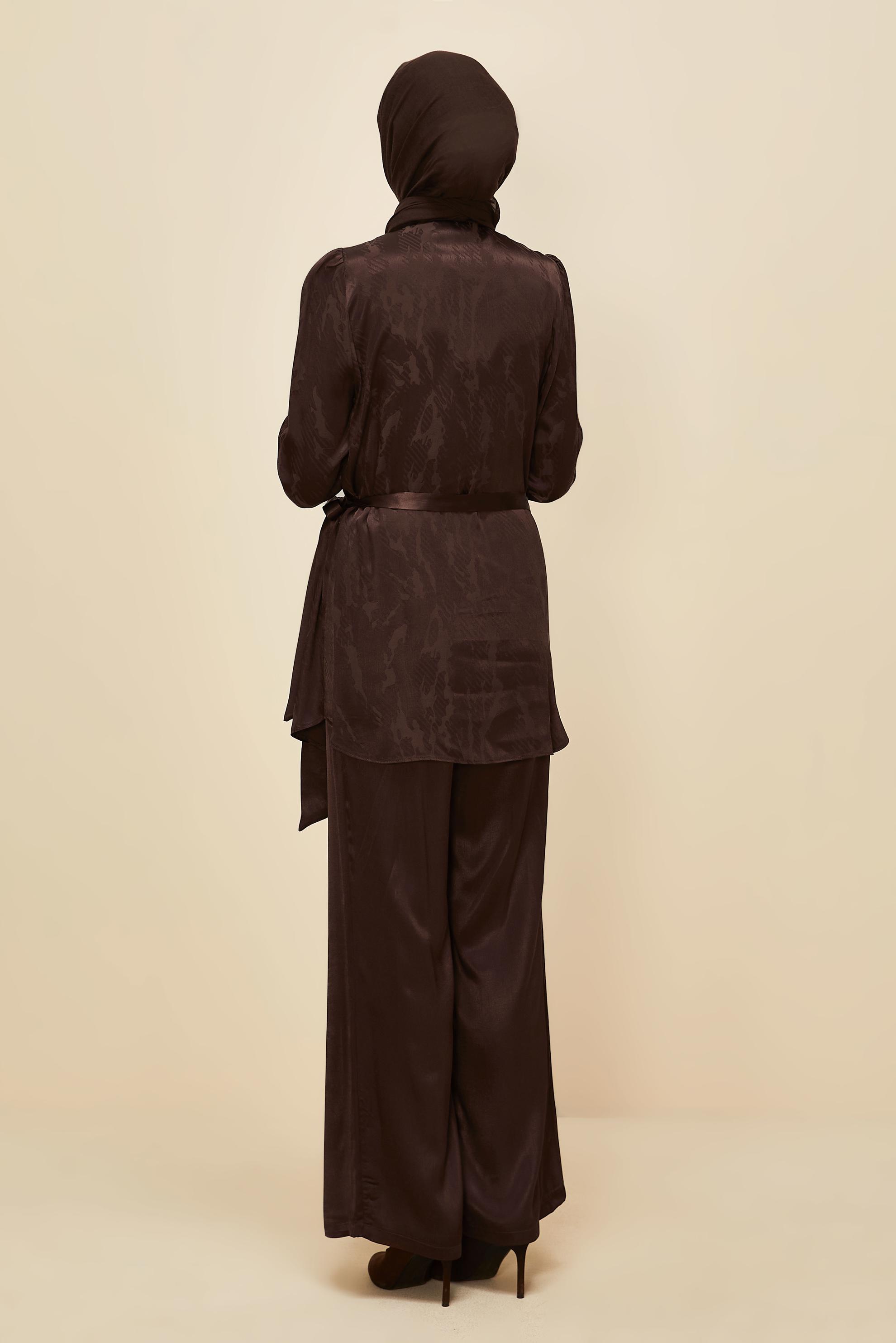 Vêtements hijab BRUN COSTUME PANTALON EN SATIN 46075