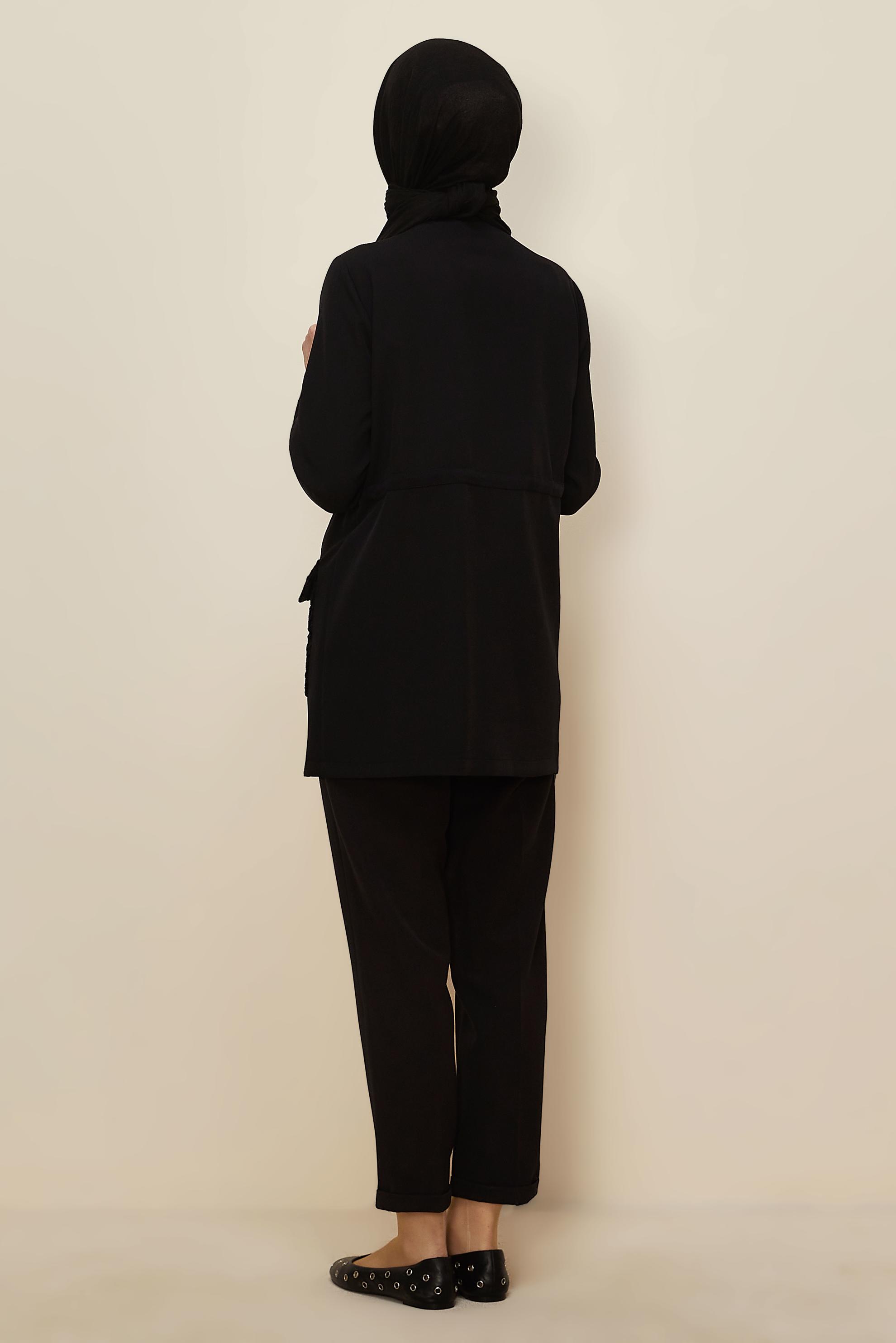 Tesettür giyim SİYAH PANTOLONLU PUL İŞLEMELİ TAKIM 46165