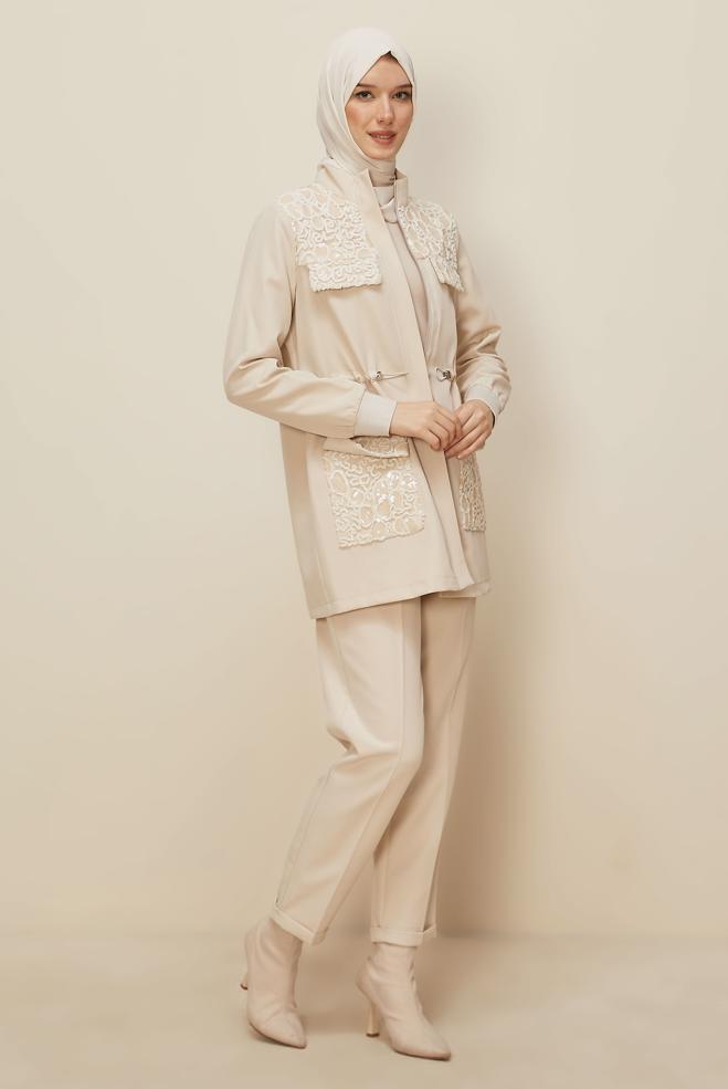Tesettür giyim BEJ PANTOLONLU PUL İŞLEMELİ TAKIM 46165 - ALVİNA