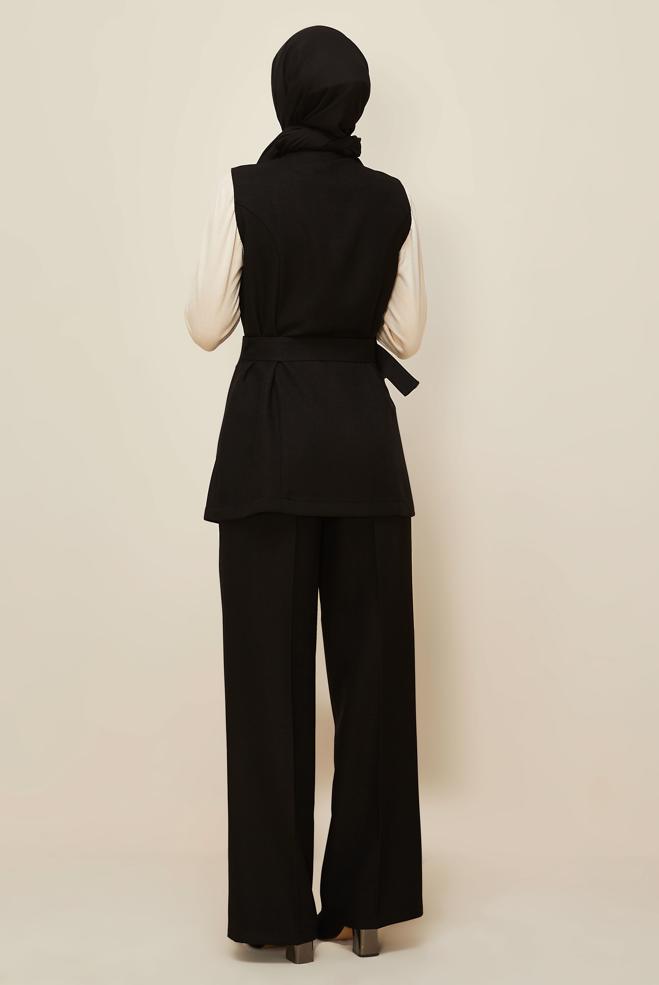 Tesettür giyim SİYAH PANTOLONLU KEMERLİ TAKIM 46185 - ALVİNA