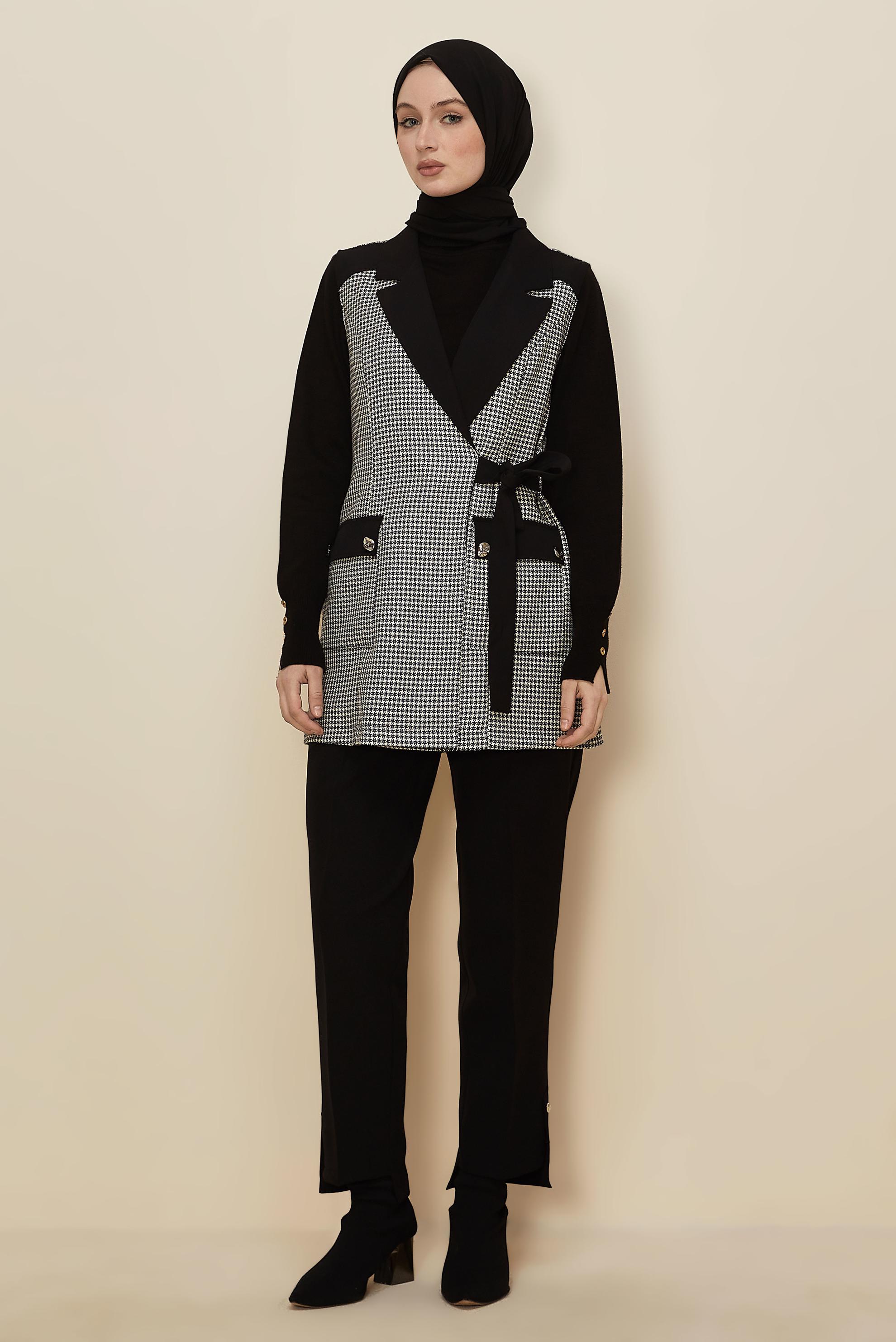 Tesettür giyim SİYAH PANTOLONLU KAZAYAĞI DESENLİ TAKIM 46232-1