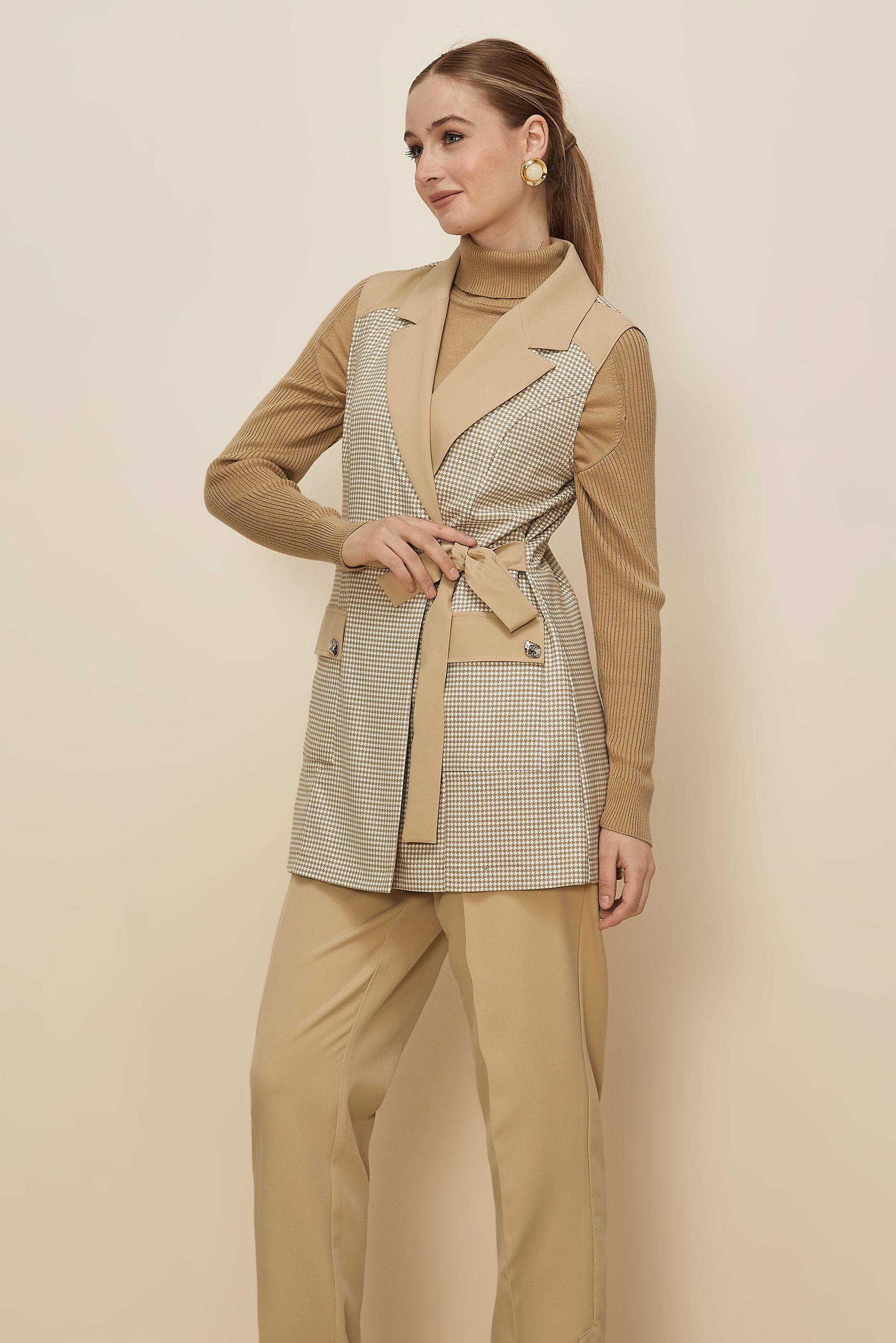 Tesettür giyim BEJ PANTOLONLU KAZAYAĞI DESENLİ TAKIM 46232-1