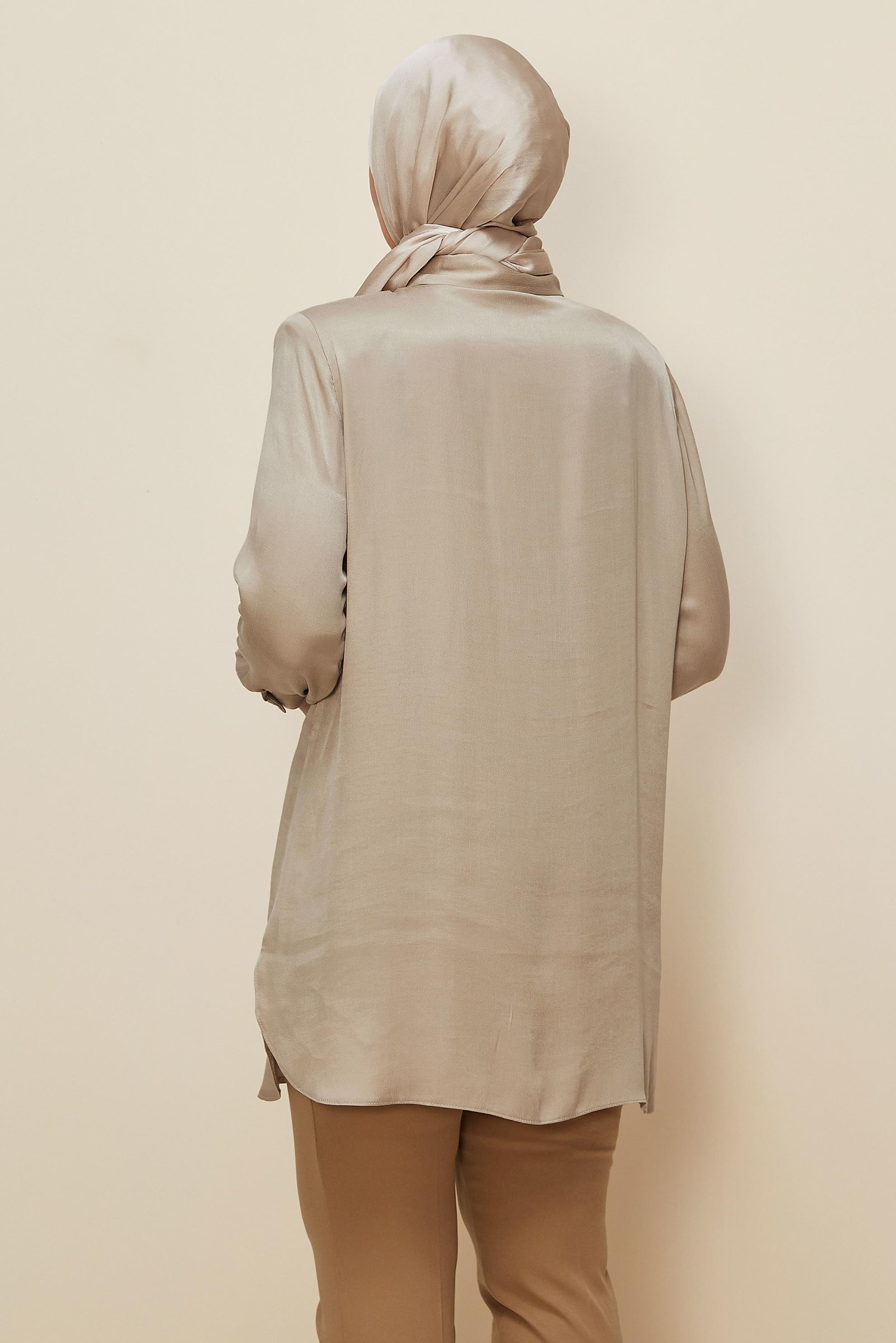 Vêtements hijab BEIGE TUNIQUE BRODÉE DE PERLES 20875