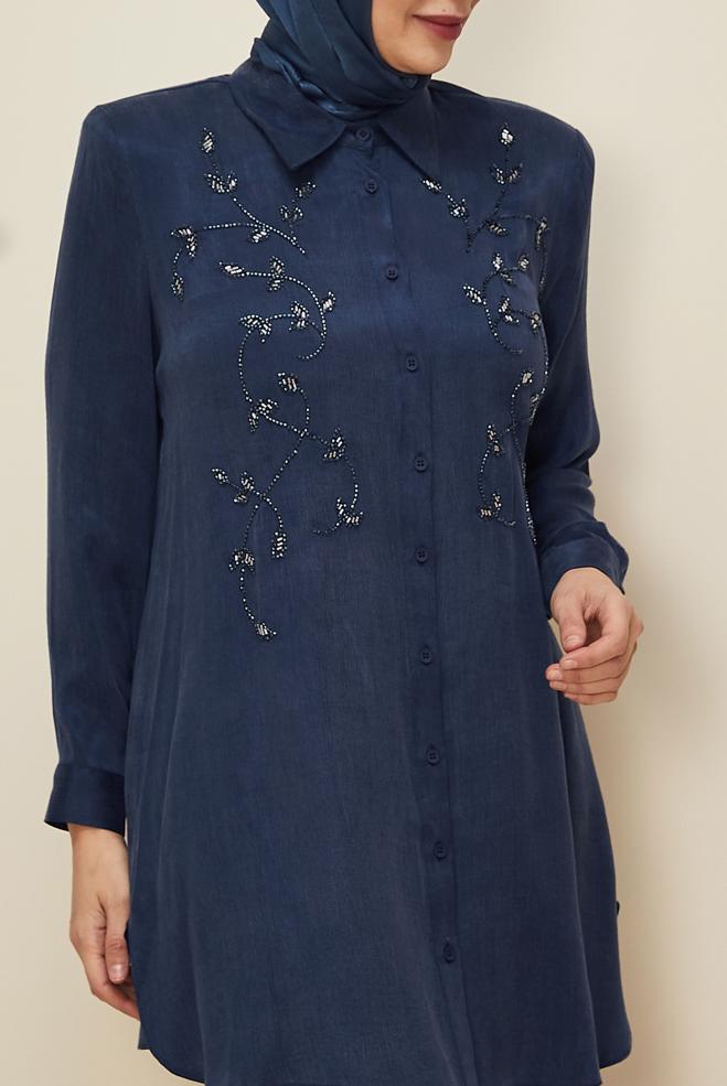 Vêtements hijab BLEU MARINE TUNIQUE BRODÉE DE PERLES 20875 - ALVİNA