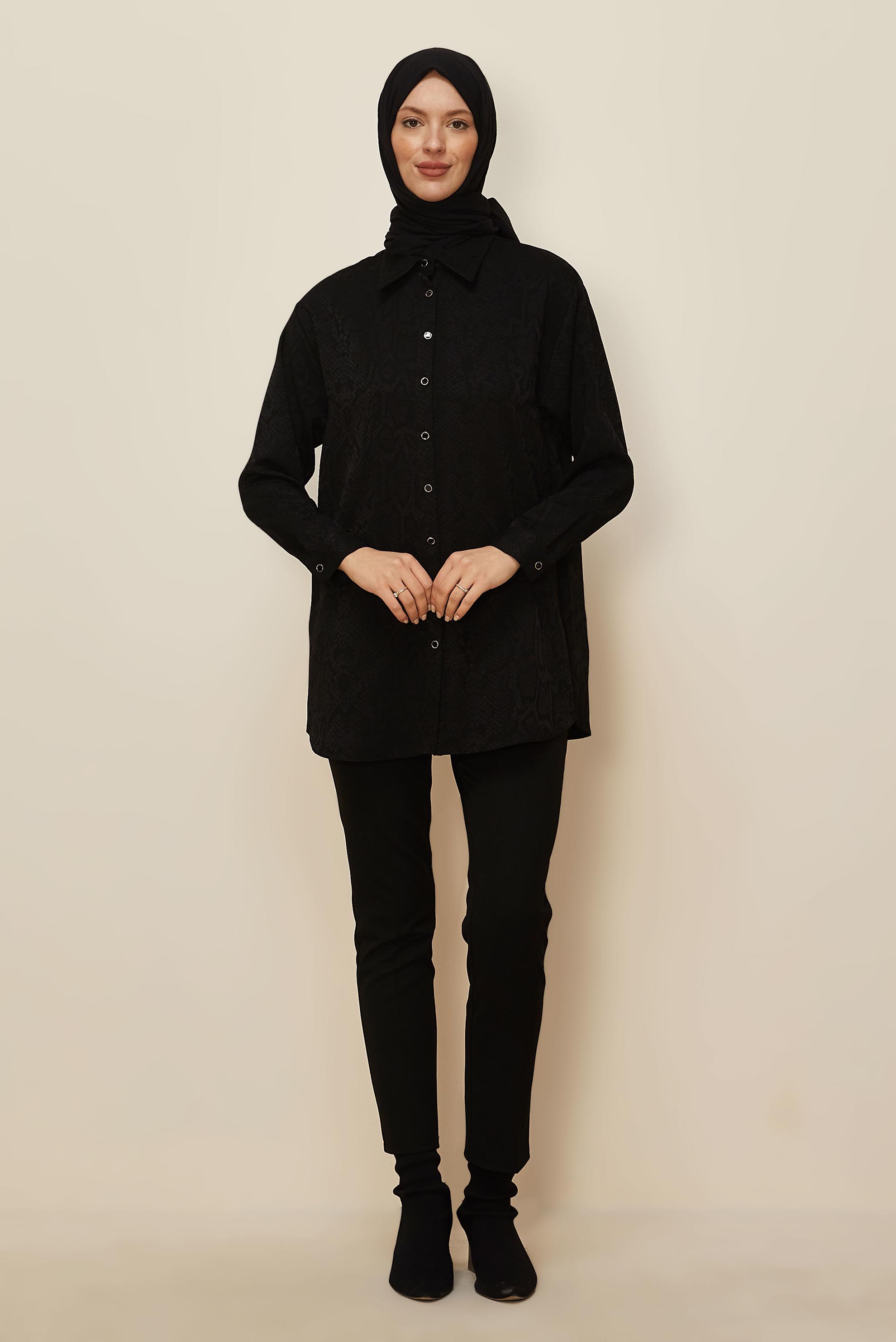 Tesettür giyim SİYAH YILAN DERİSİ DESENLİ JAKAR TUNİK 45783