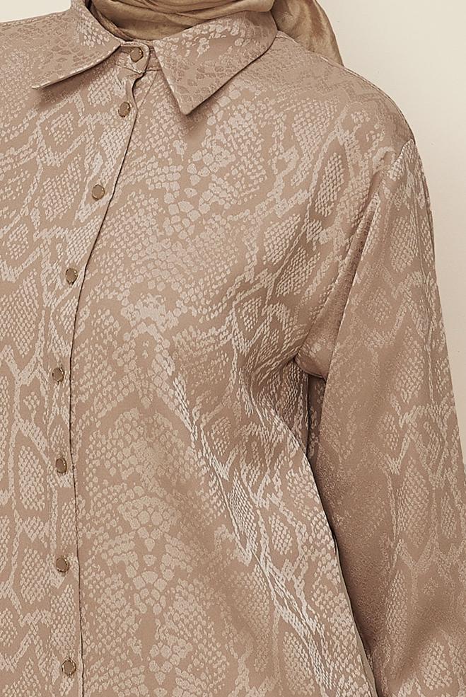 Tesettür giyim BEJ YILAN DERİSİ DESENLİ JAKAR TUNİK 45783 - ALVİNA