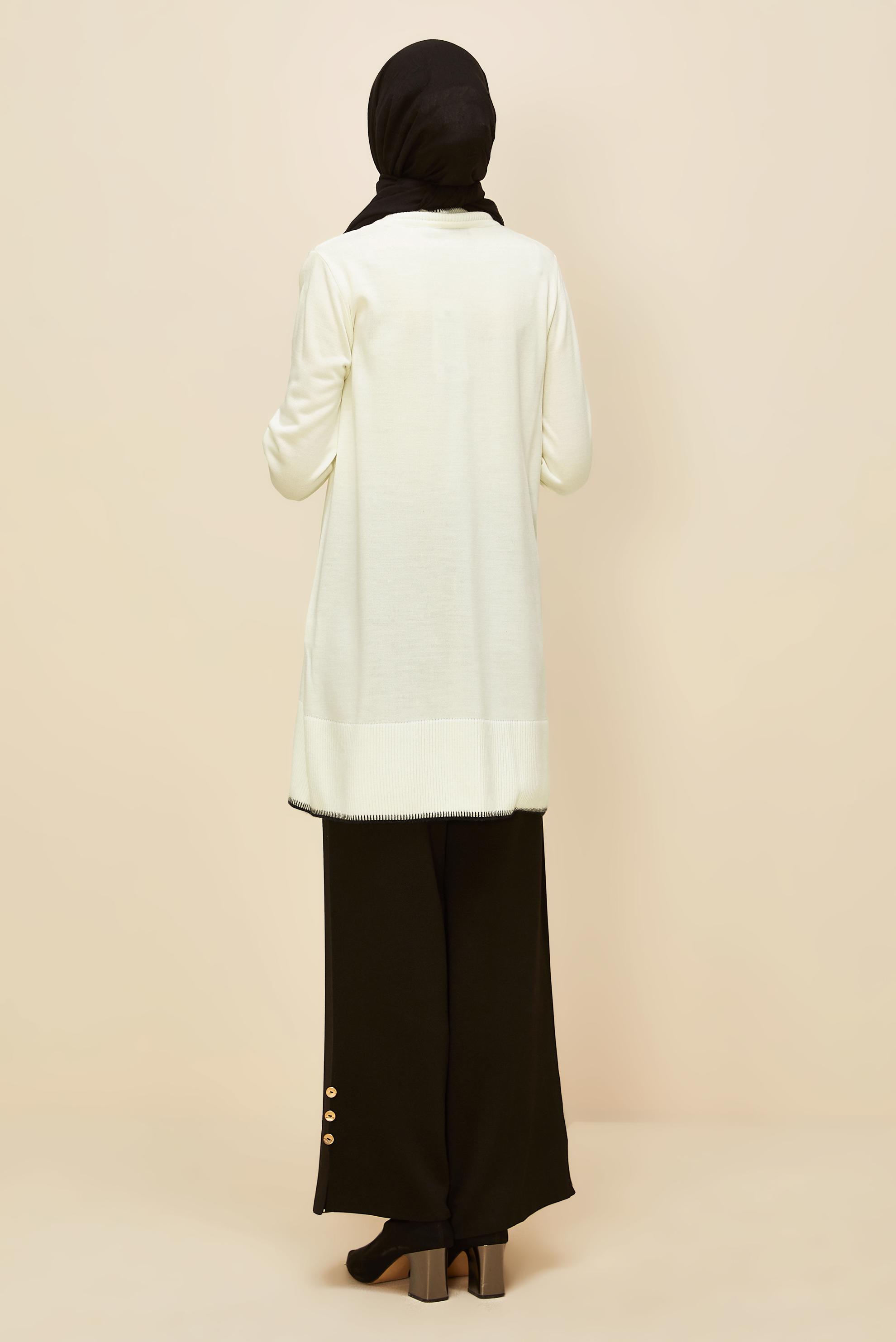 Tesettür giyim BEYAZ TRİKO TUNİK 45800