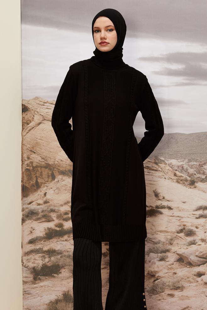 Vêtements hijab NOIR TUNIQUE EN TRICOT À COL ROULÉ 45801 - ALVİNA