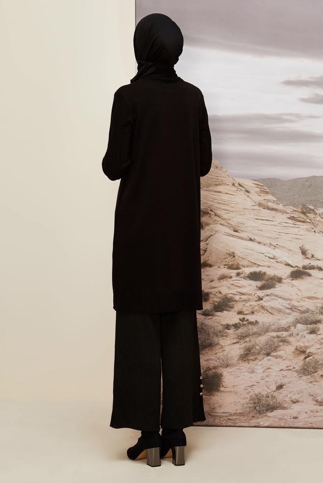 Vêtements hijab NOIR TUNIQUE EN TRICOT À COL ROULÉ 45801 - ALVİNA