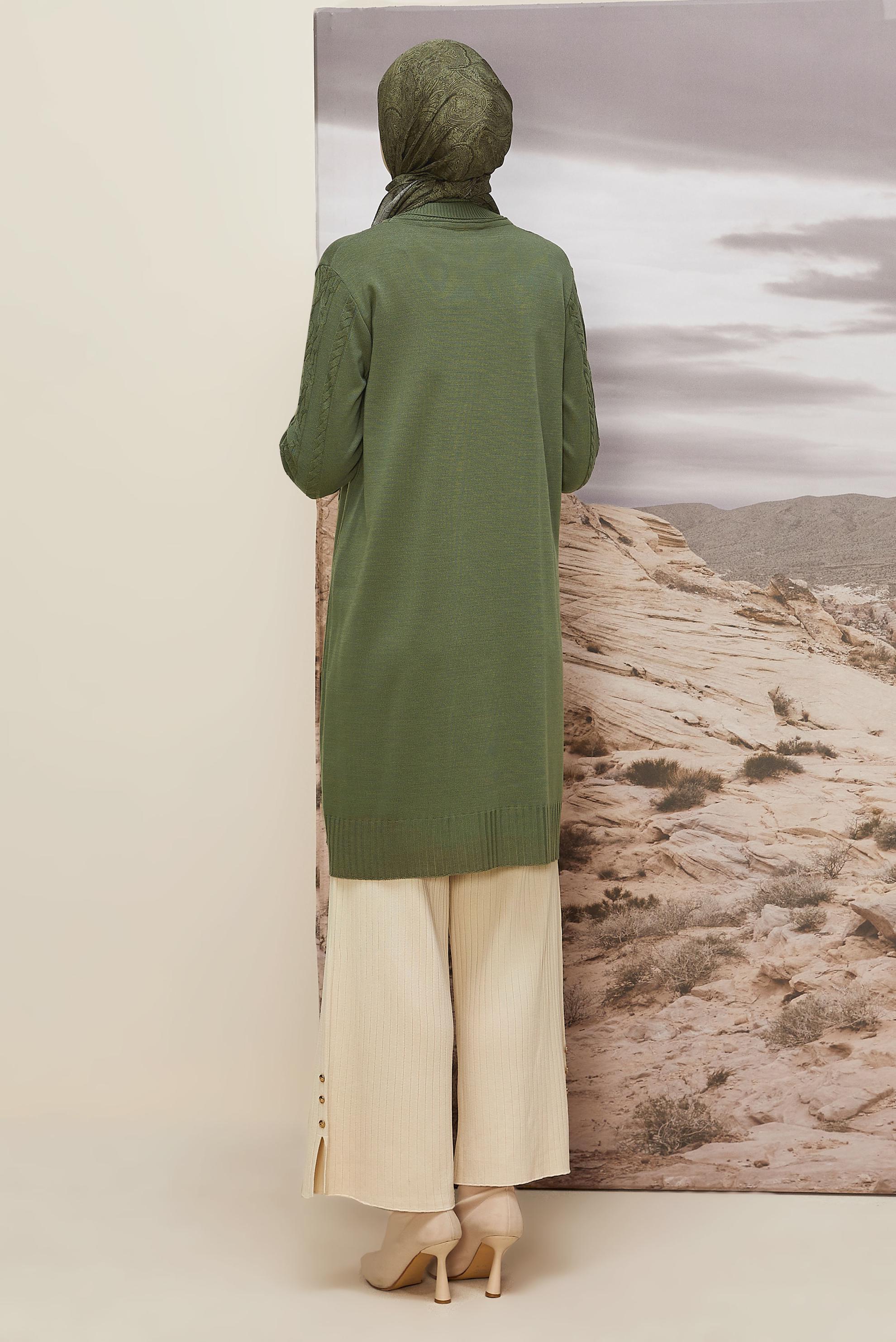 Tesettür giyim YEŞİL BOĞAZLI YAKA TRİKO TUNİK 45801