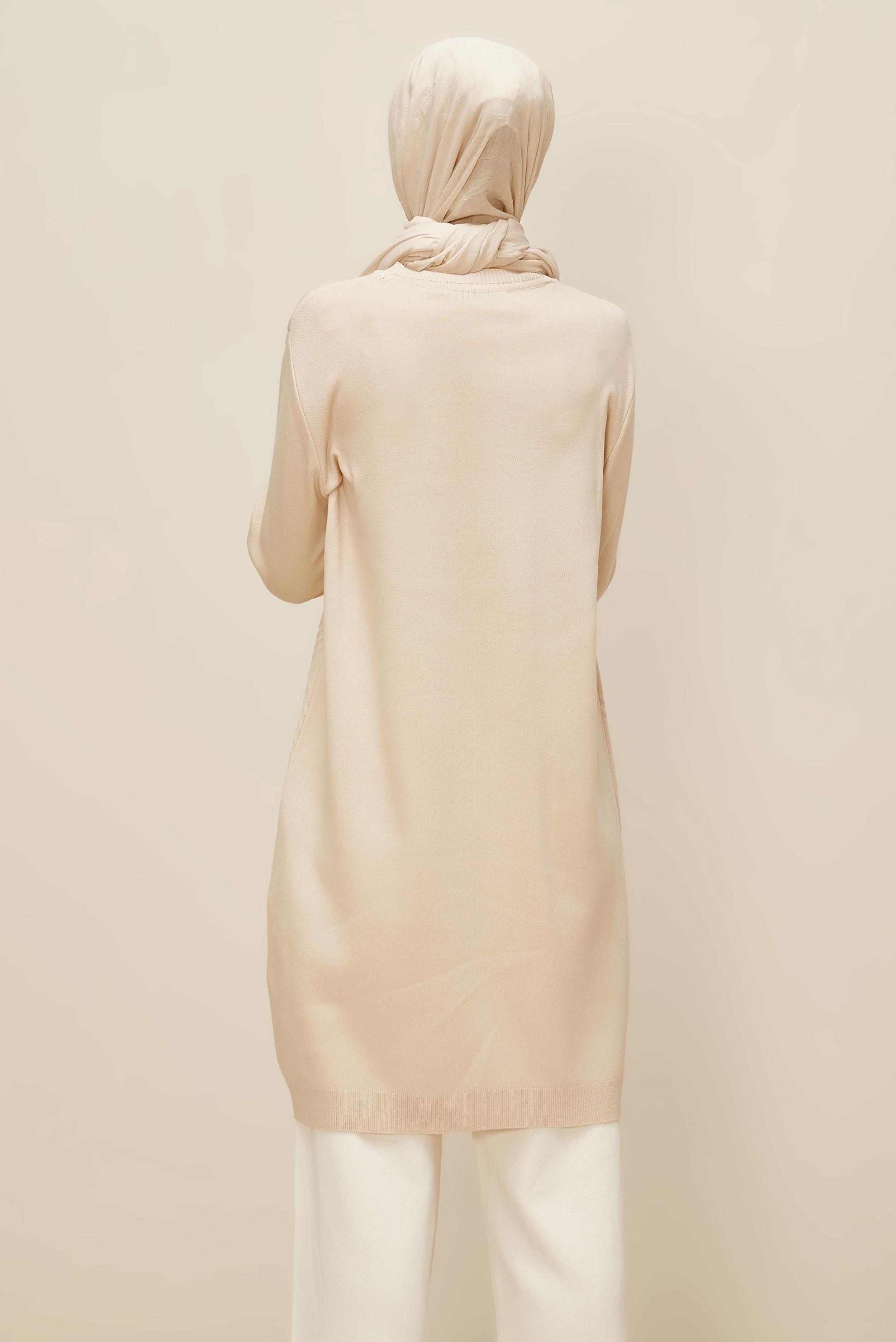 Tesettür giyim BEJ TRİKO TUNİK 45803