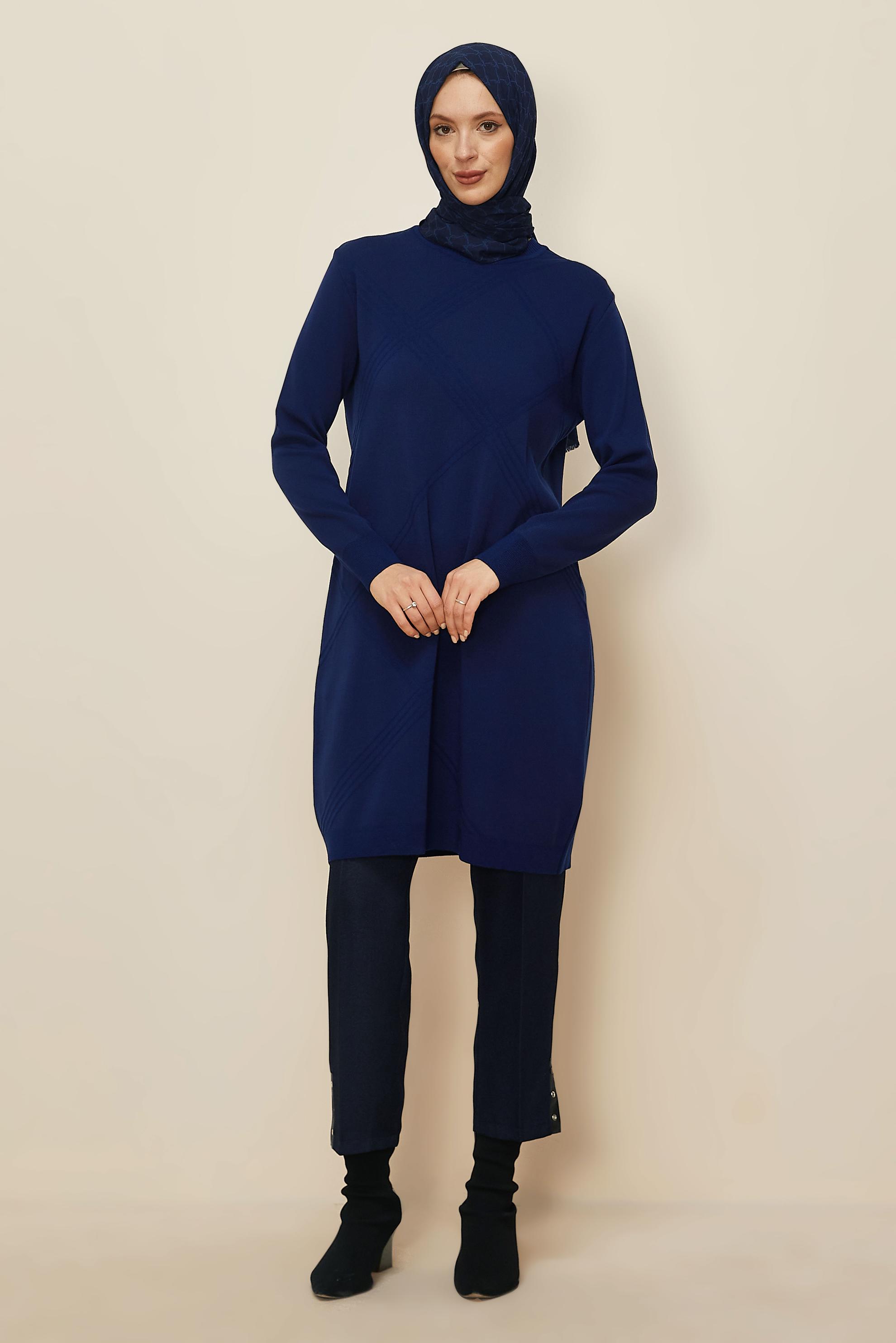 Tesettür giyim LACİVERT 45803 TRİKO TUNİK 40-48