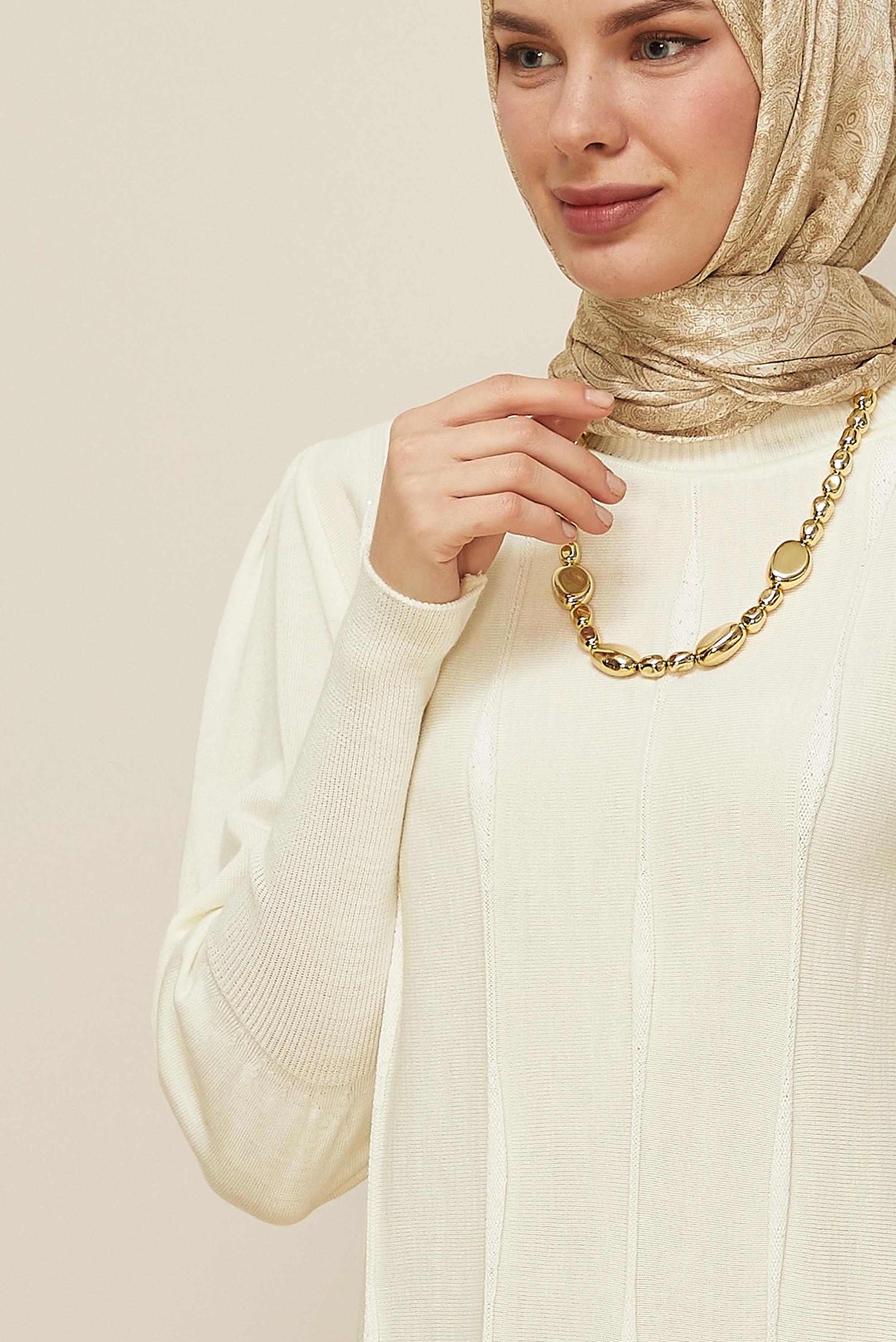 Tesettür giyim BEYAZ TRİKO TUNİK 45808