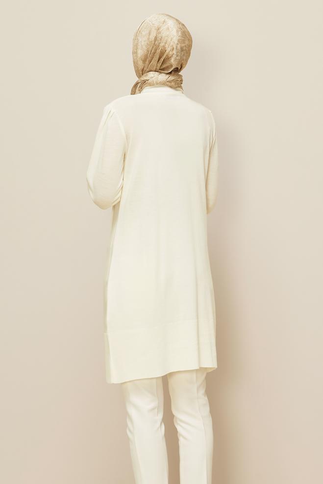 Tesettür giyim BEYAZ TRİKO TUNİK 45808 - ALVİNA