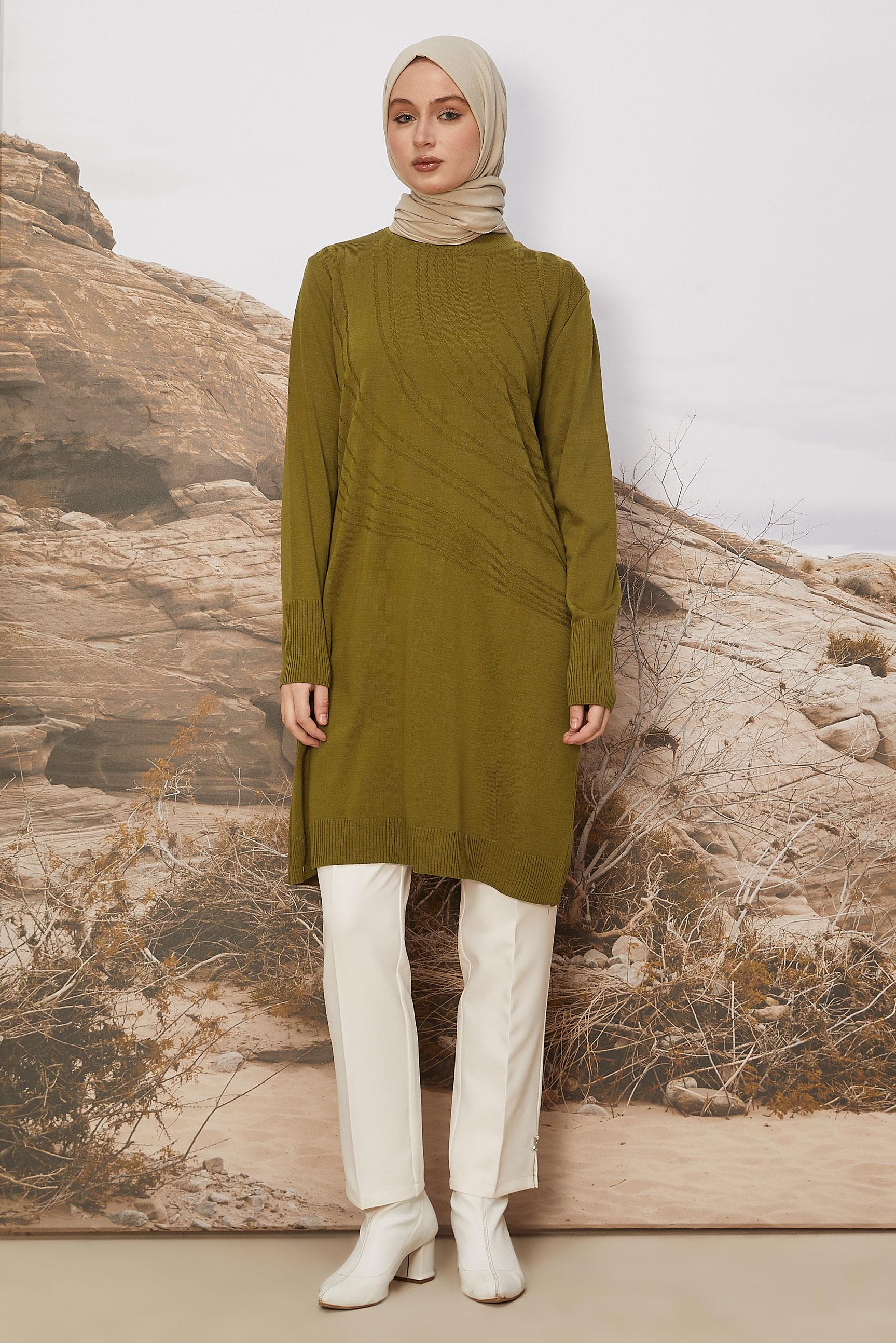 Tesettür giyim YEŞİL DESENLİ TRİKO TUNİK 45810