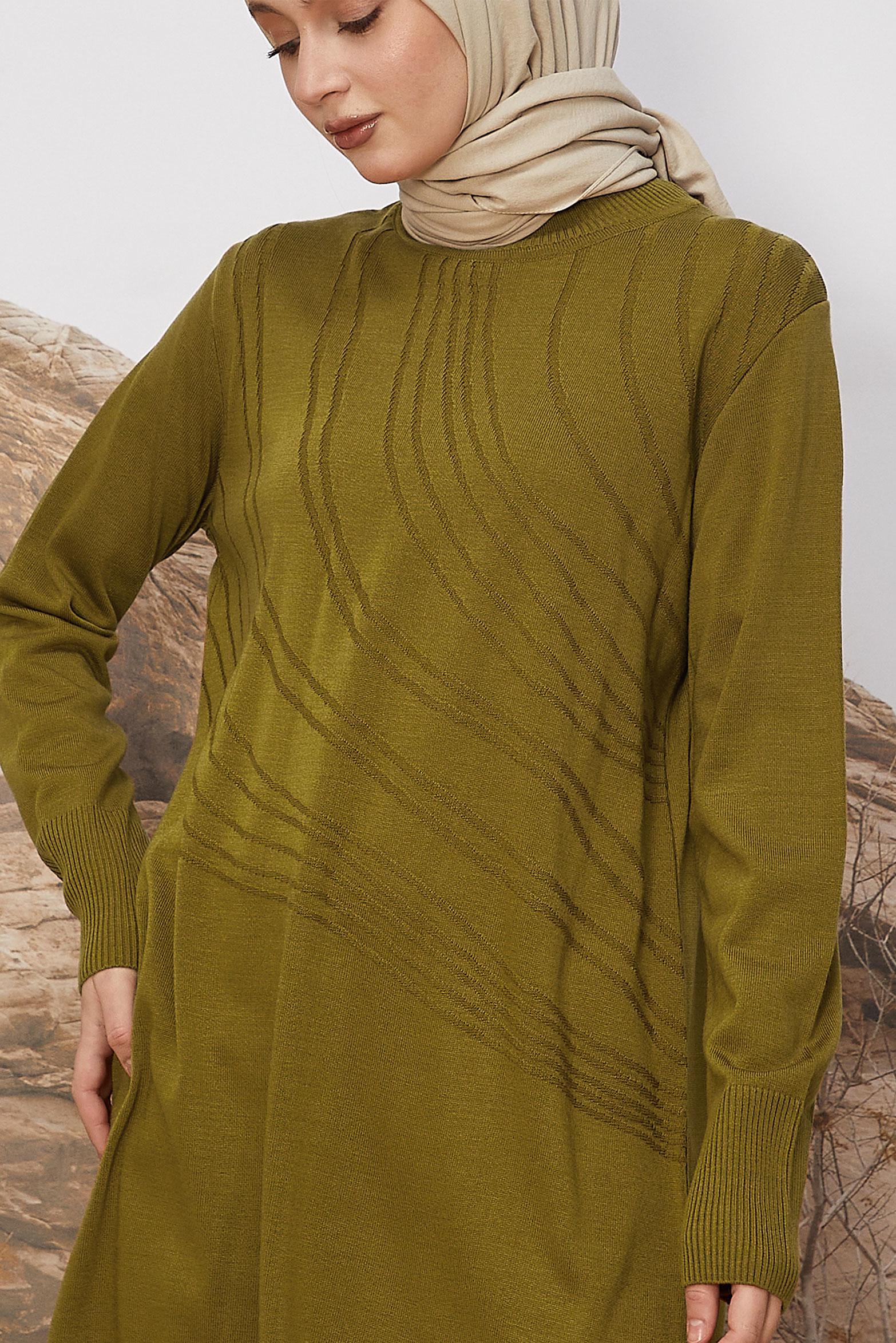 Tesettür giyim YEŞİL DESENLİ TRİKO TUNİK 45810