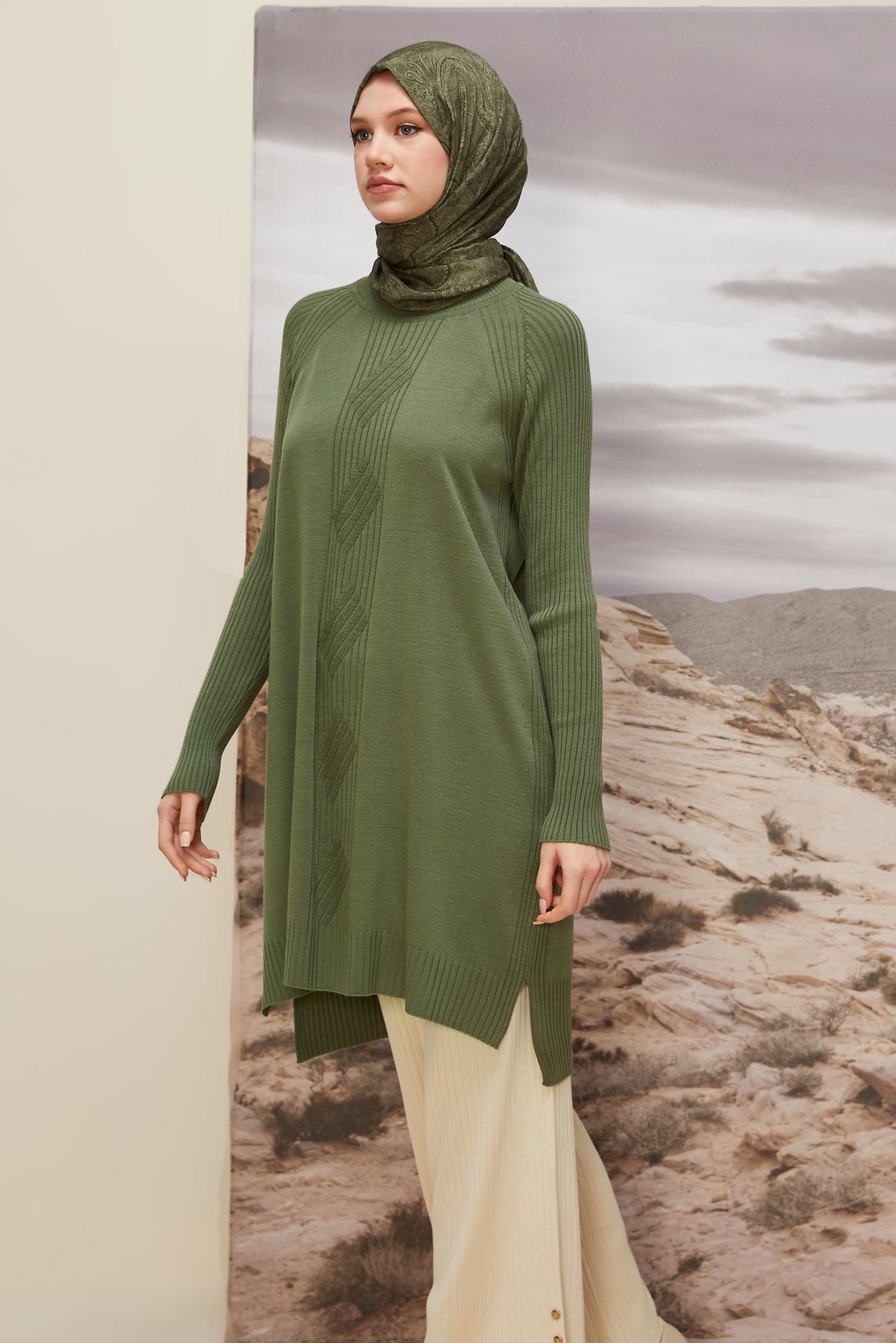 Vêtements hijab VERT TUNIQUE EN MAILLE 45812