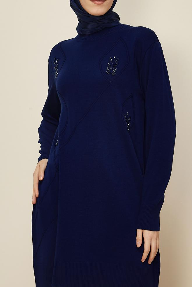 Tesettür giyim LACİVERT NAKIŞLI TRİKO TUNİK 45814 - ALVİNA