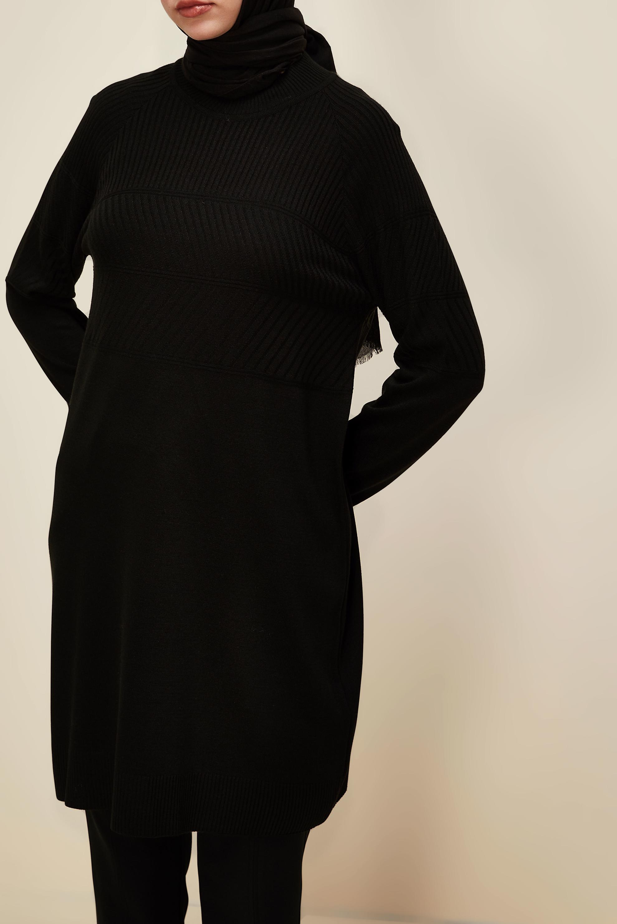 Tesettür giyim SİYAH TRİKO TUNİK 45818