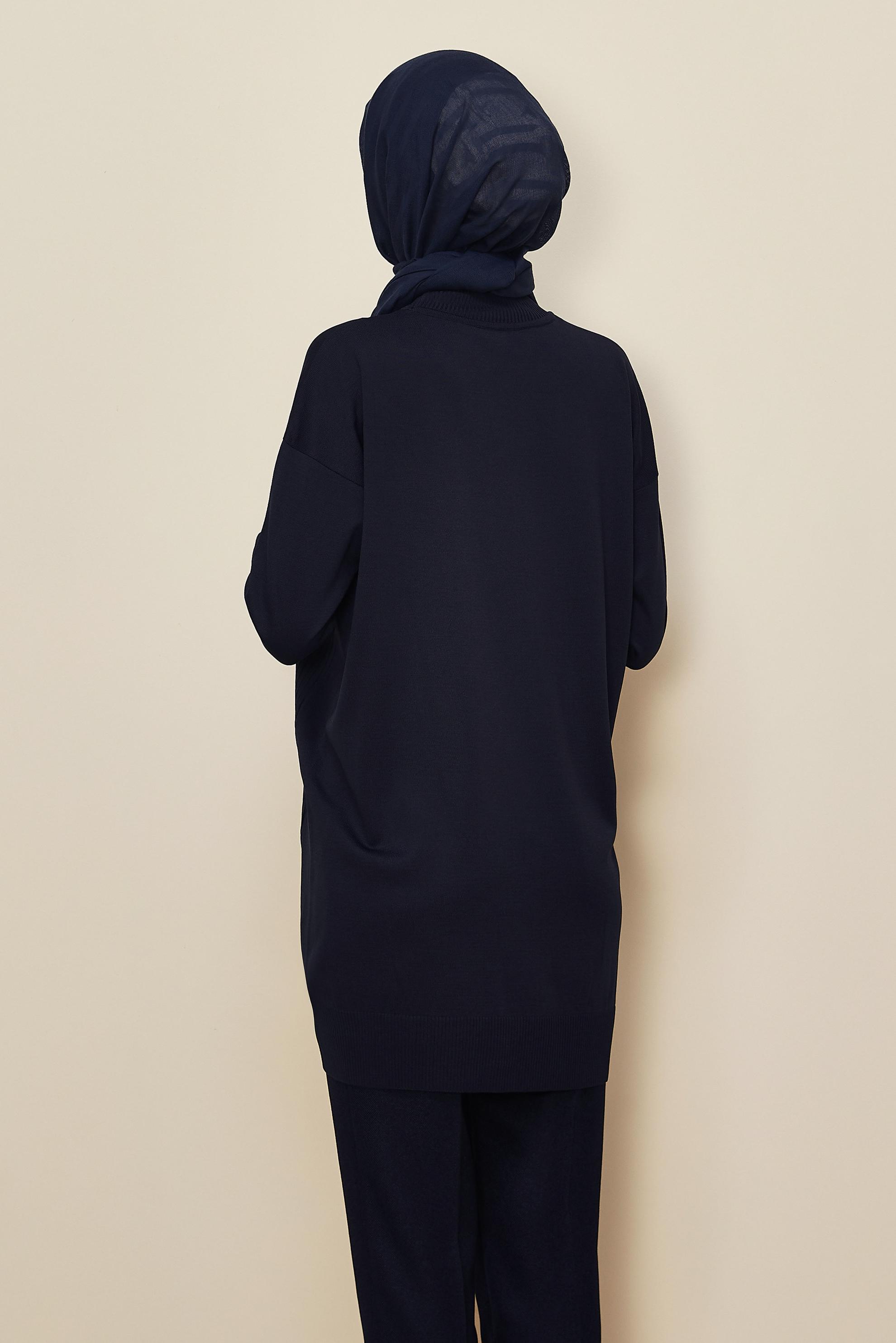 Tesettür giyim LACİVERT 45843 TRİKO TUNİK 38-44