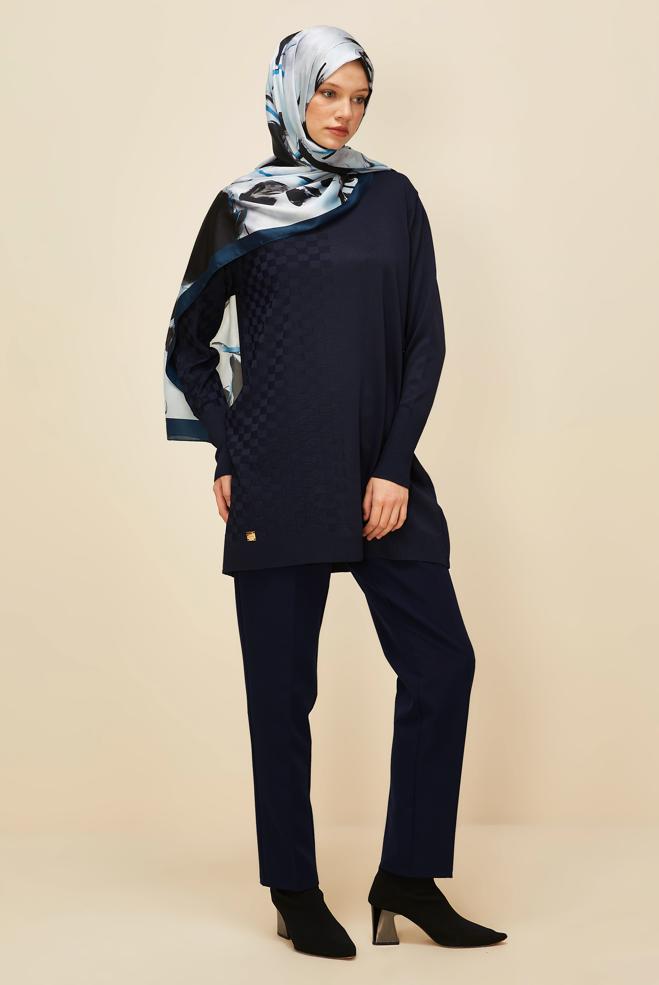 Tesettür giyim  Şal ile Zarif Bütünlük - ALVİNA