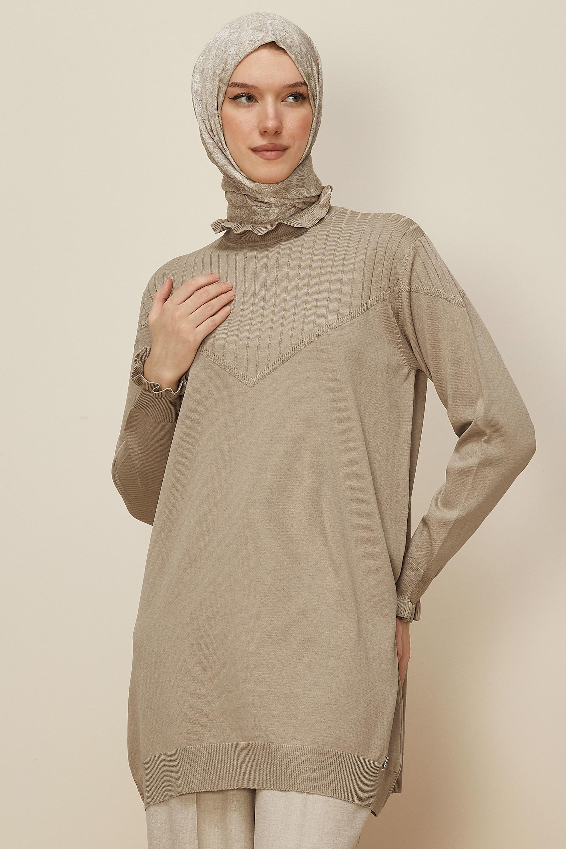 Tesettür giyim BEJ TRİKO TUNİK 45845