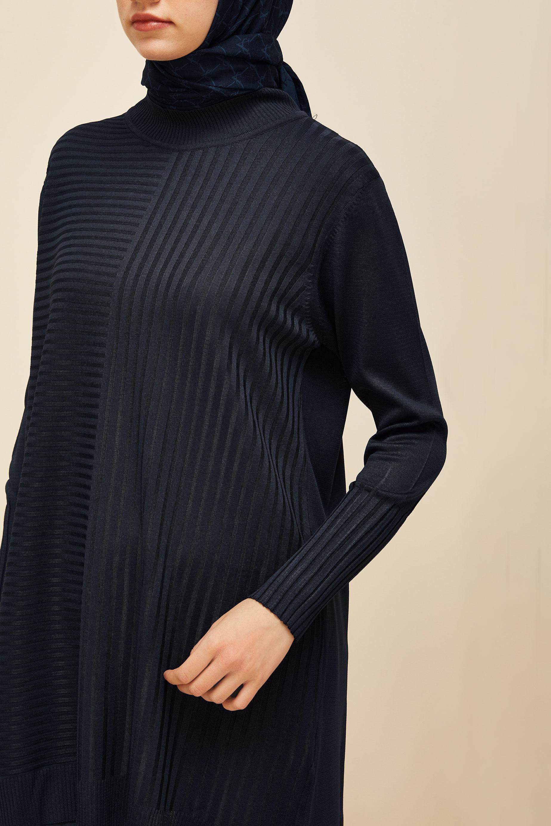 Vêtements hijab BLEU MARINE TUNIQUE EN MAILLE 45846