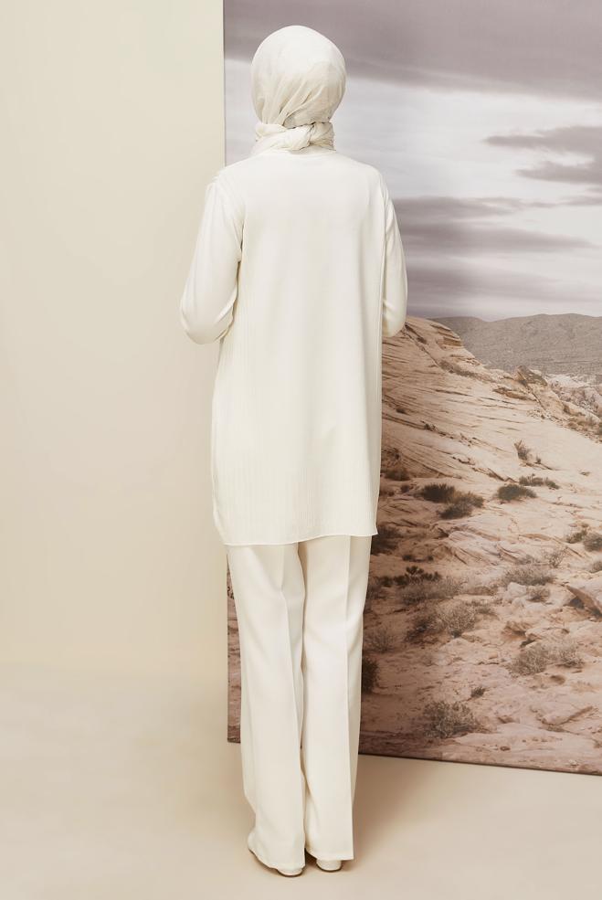 Tesettür giyim BEYAZ 45849 TRİKO TUNİK 38-46 - ALVİNA