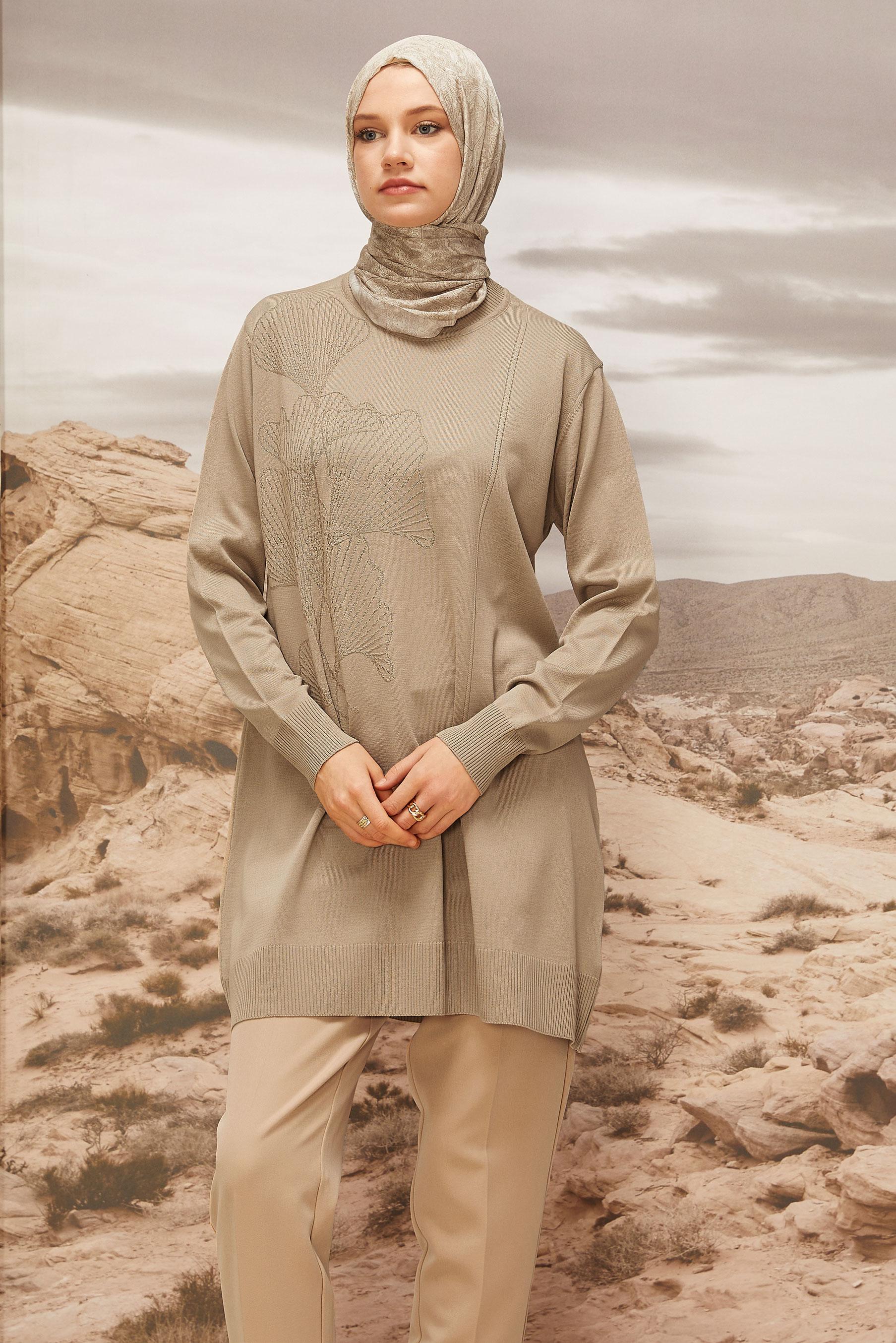 Tesettür giyim BEJ TRİKO TUNİK 45852