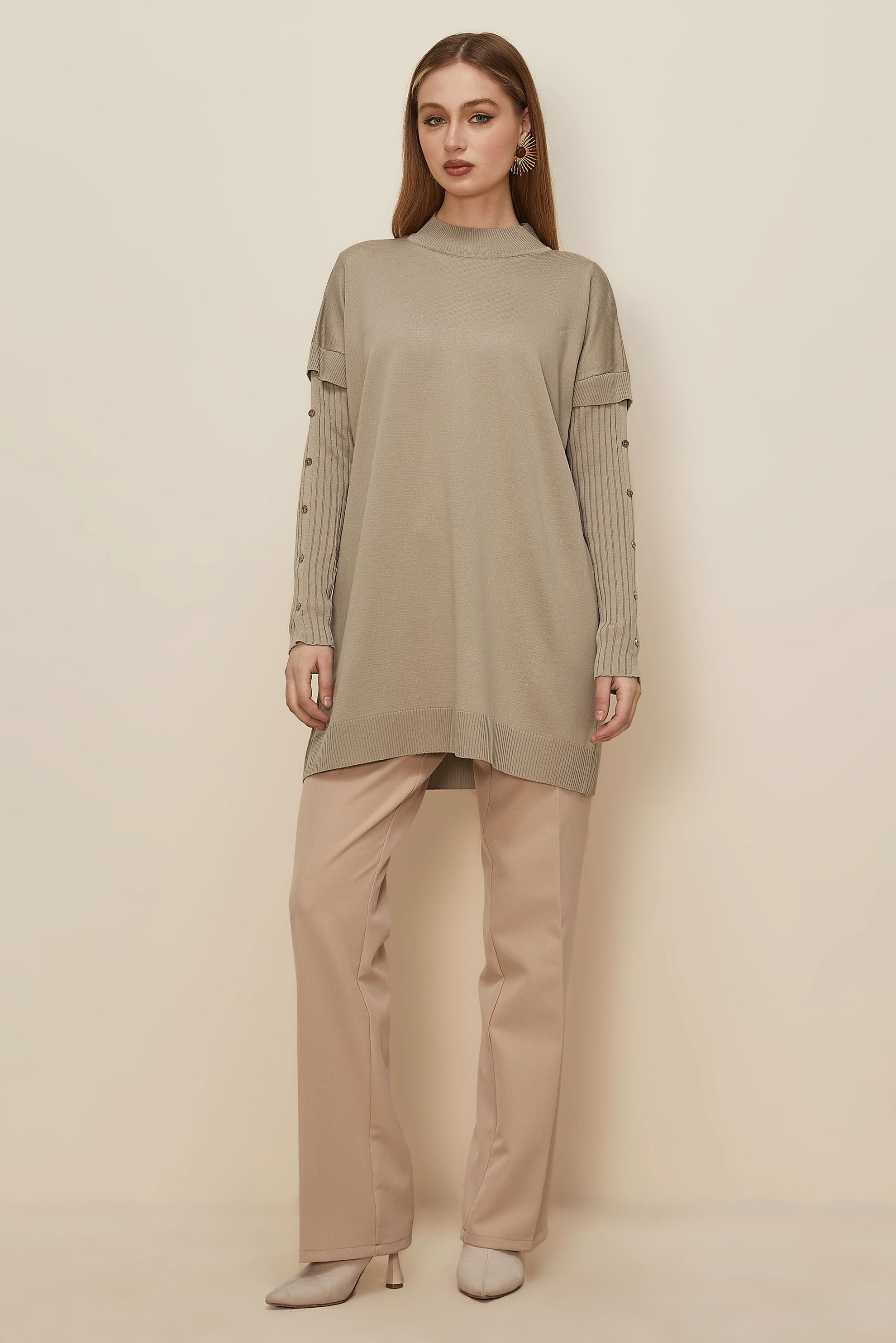 Tesettür giyim BEJ DÜĞME DETAYLI TRİKO TUNİK 45853